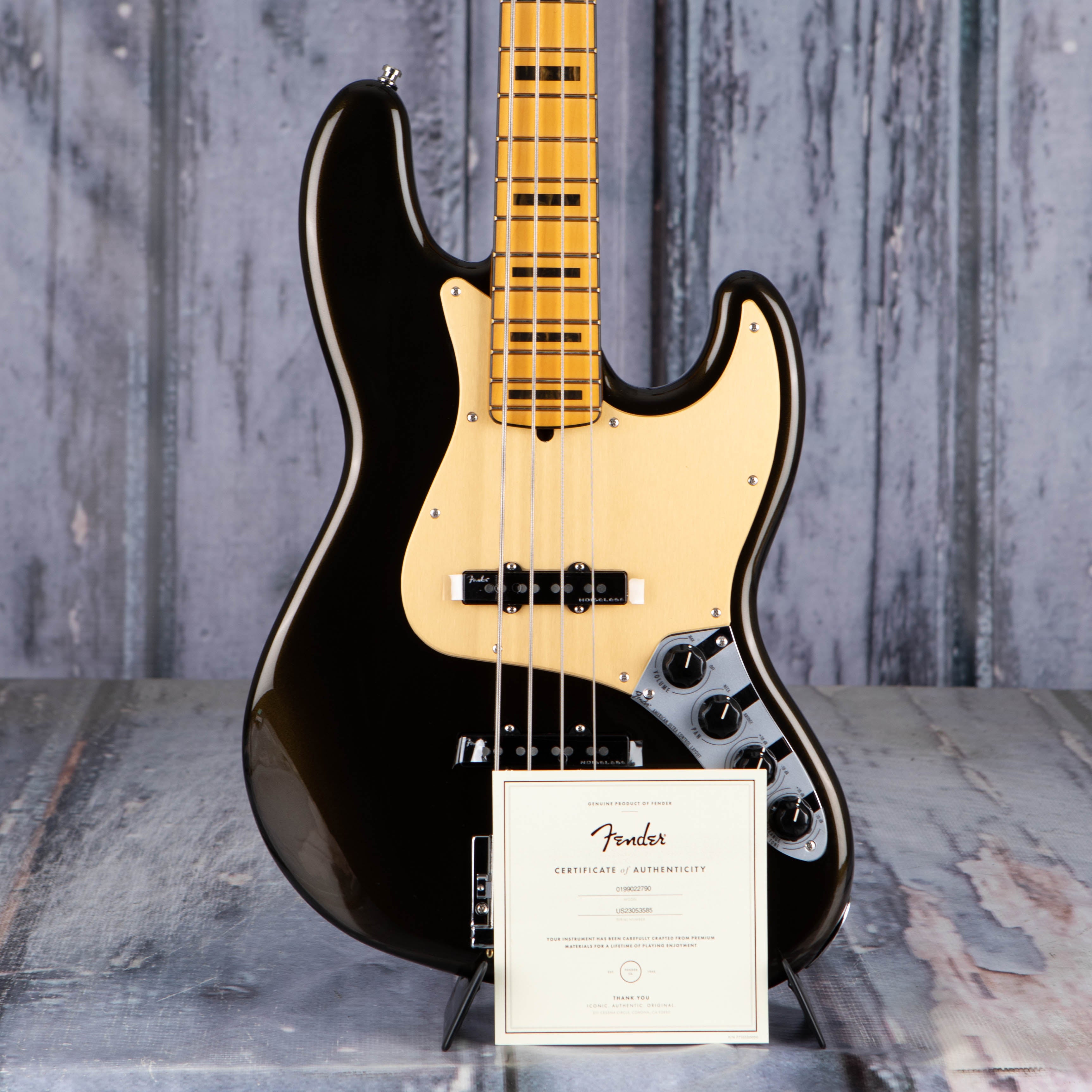 Fender American Ultra Jazz Bass Guitar, Maple Fingerboard, Texas Tea, coa