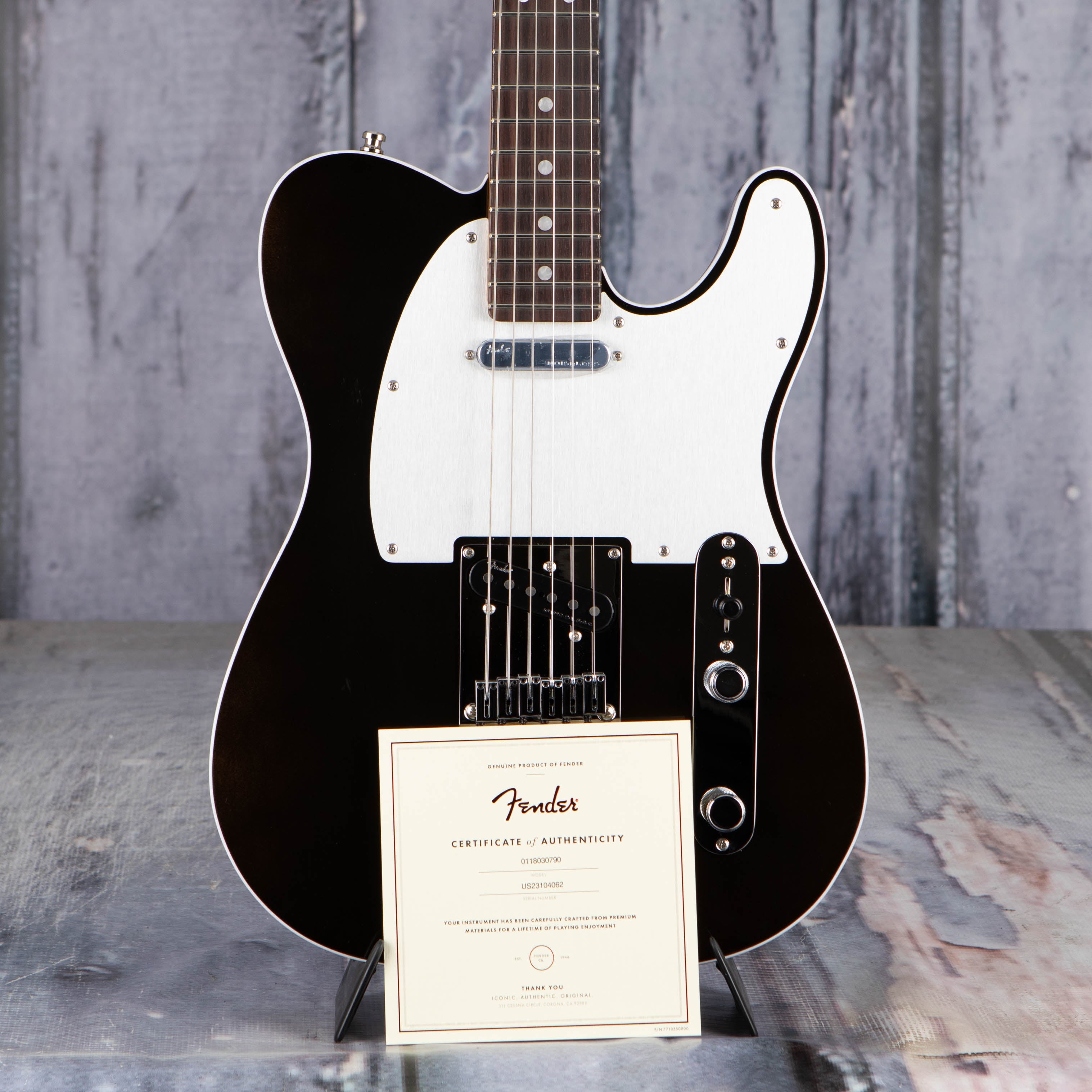 Fender American Ultra Telecaster Electric Guitar, Rosewood Fingerboard, Texas Tea, coa