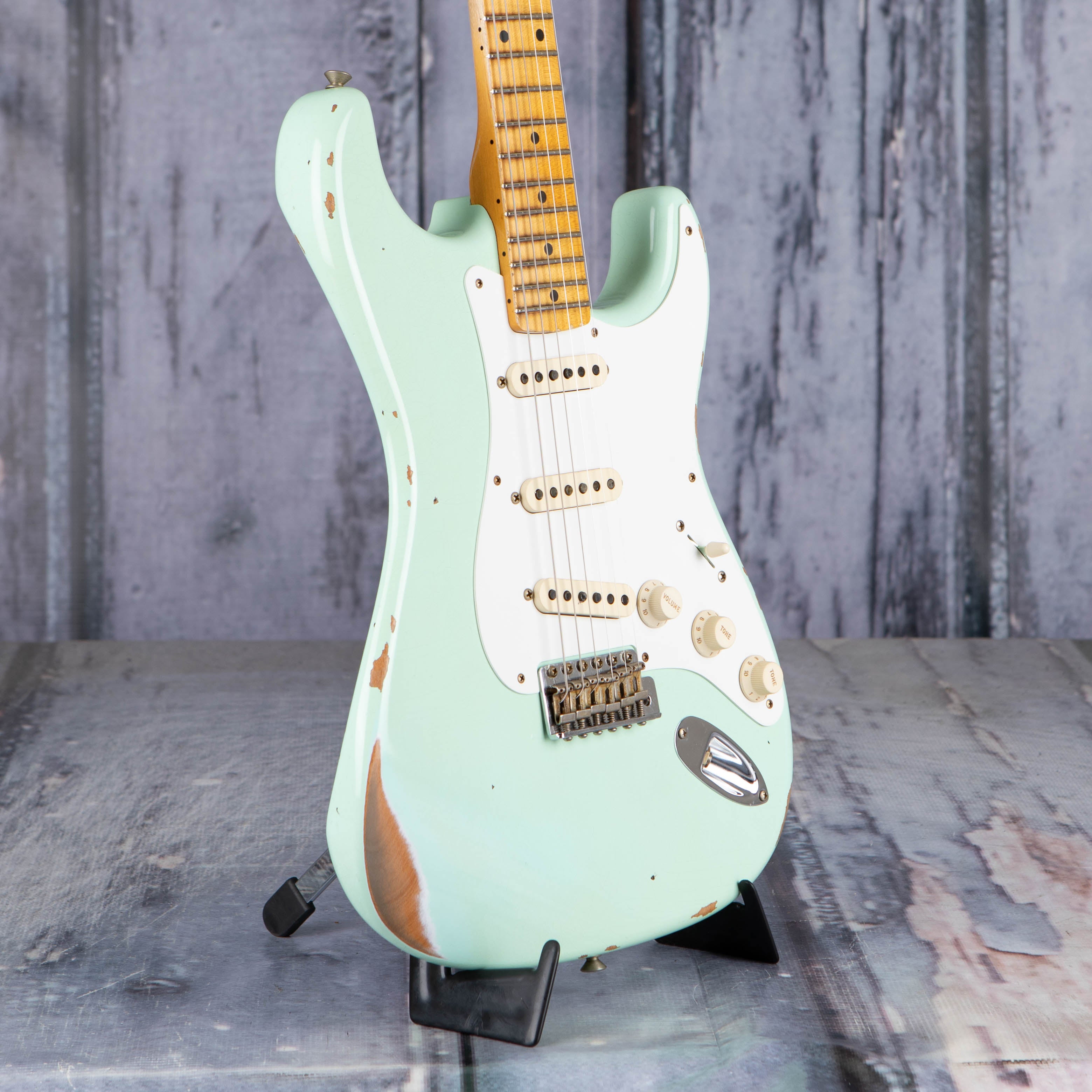 Fender Custom Shop '58 Stratocaster Relic Electric Guitar, Super Faded Aged Surf Green, angle