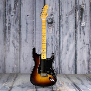 Fender Custom Shop Postmodern Stratocaster Deluxe Closet Classic Electric Guitar, Wide Fade 2-Color Sunburst, front