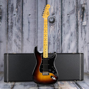 Fender Custom Shop Postmodern Stratocaster Deluxe Closet Classic Electric Guitar, Wide Fade 2-Color Sunburst, case