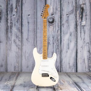 Fender Limited Edition Player II Stratocaster Electric Guitar, Olympic White, front