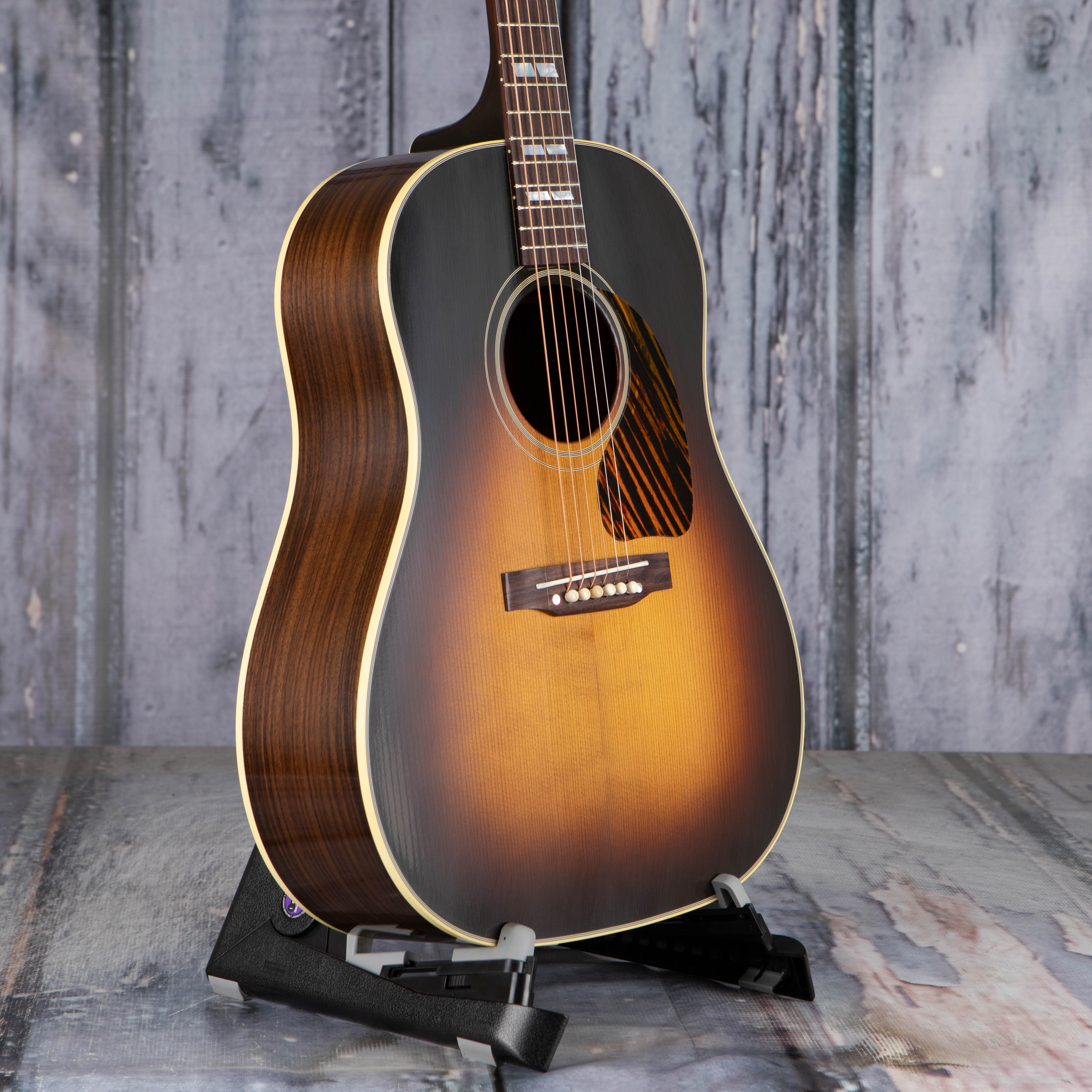 Gibson Custom Shop 1942 Banner Southern Jumbo Acoustic Guitar, Vintage Sunburst, angle