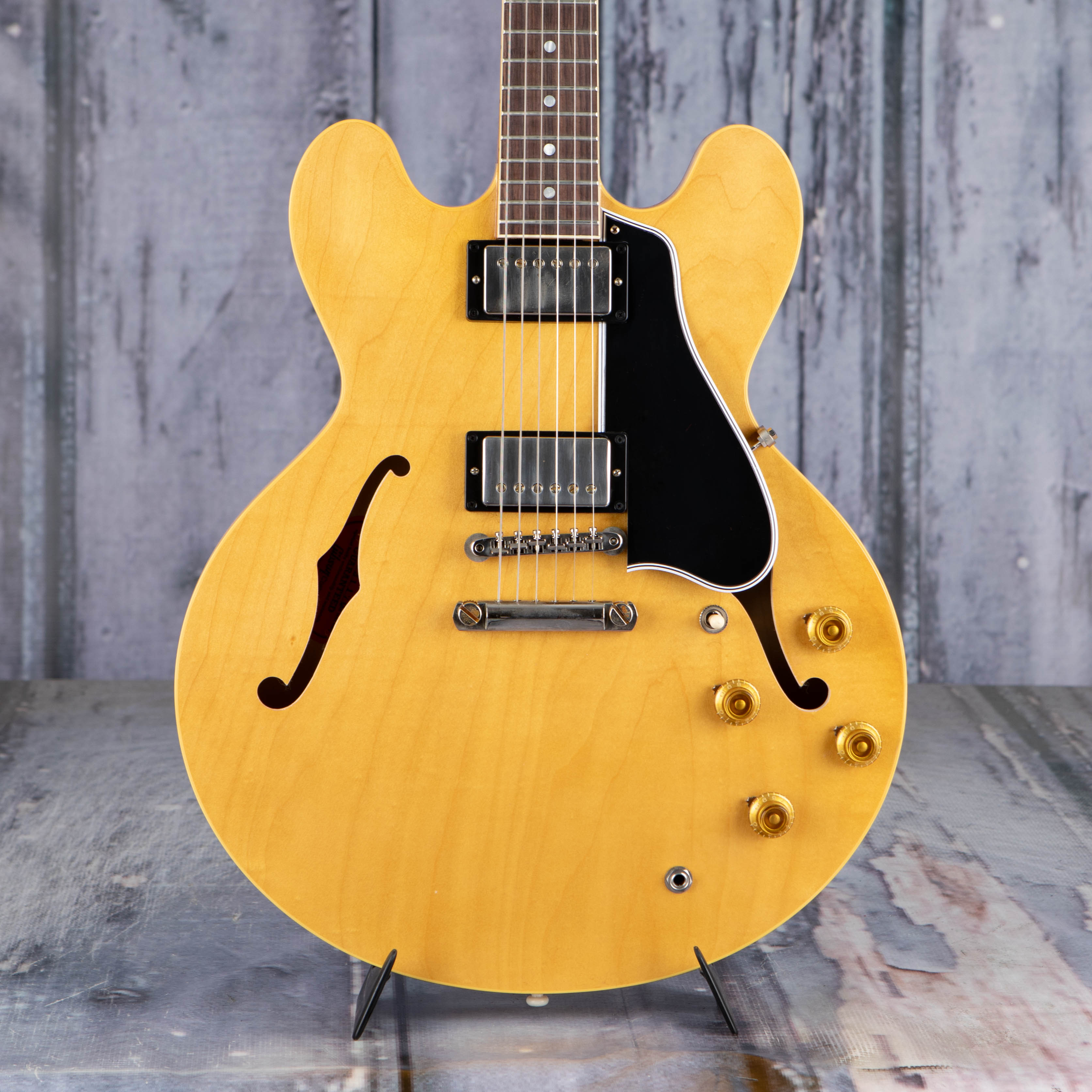 Gibson Custom Shop 1959 ES-335 Reissue Murphy Lab Ultra Light Aged Semi-Hollowbody Guitar, Vintage Natural, front closeup