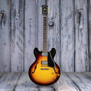 Gibson Custom Shop 1959 ES-335 Reissue VOS Semi-Hollowbody Guitar, Vintage Burst, front