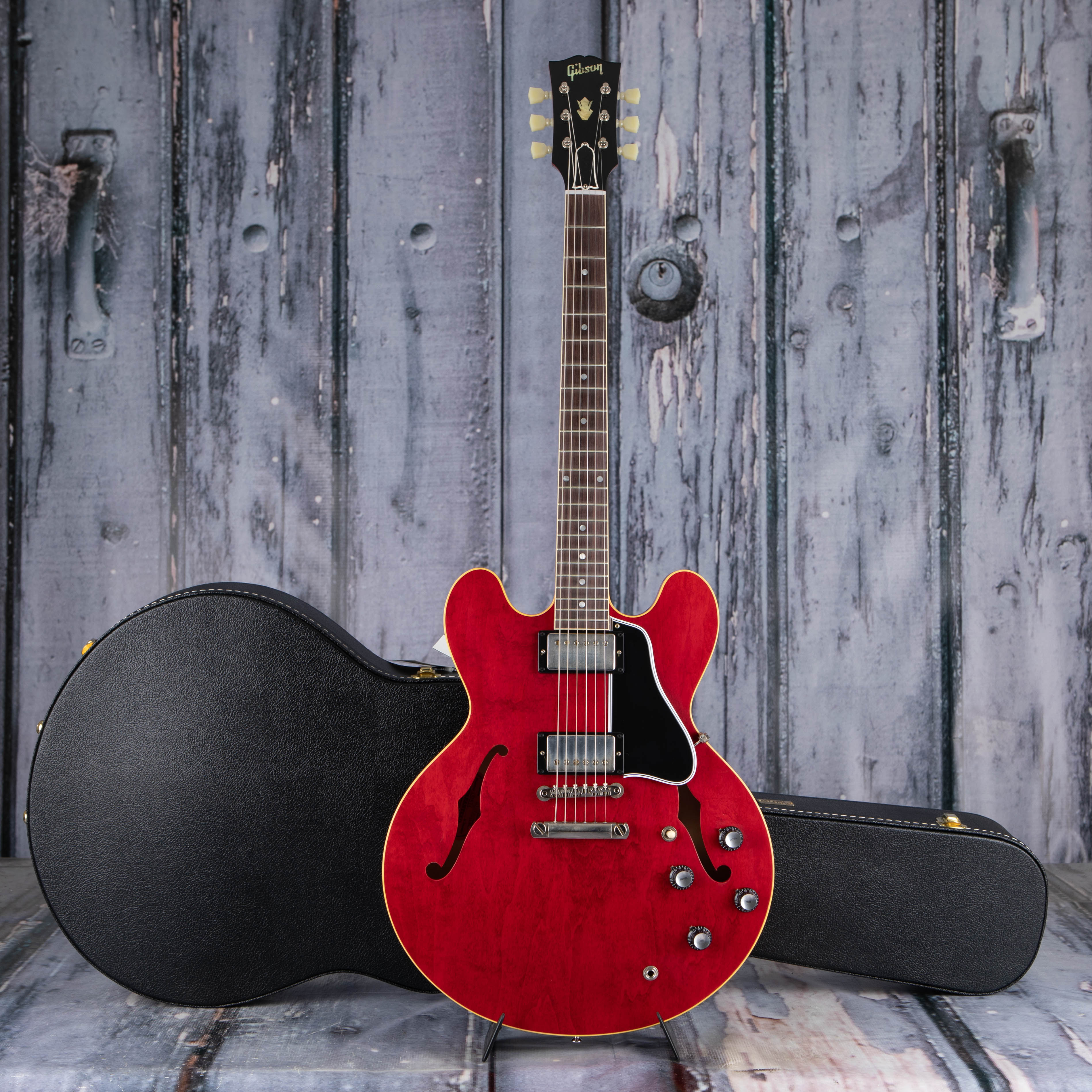 Gibson Custom Shop 1961 ES-335 Reissue VOS Semi-Hollowbody Guitar, Sixties Cherry, case