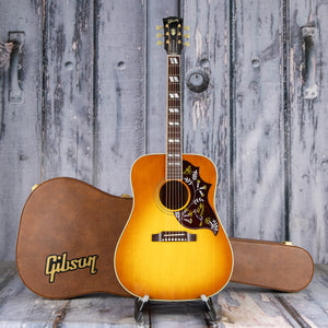 Gibson Hummingbird Original Acoustic/Electric Guitar, Heritage Cherry Sunburst, case