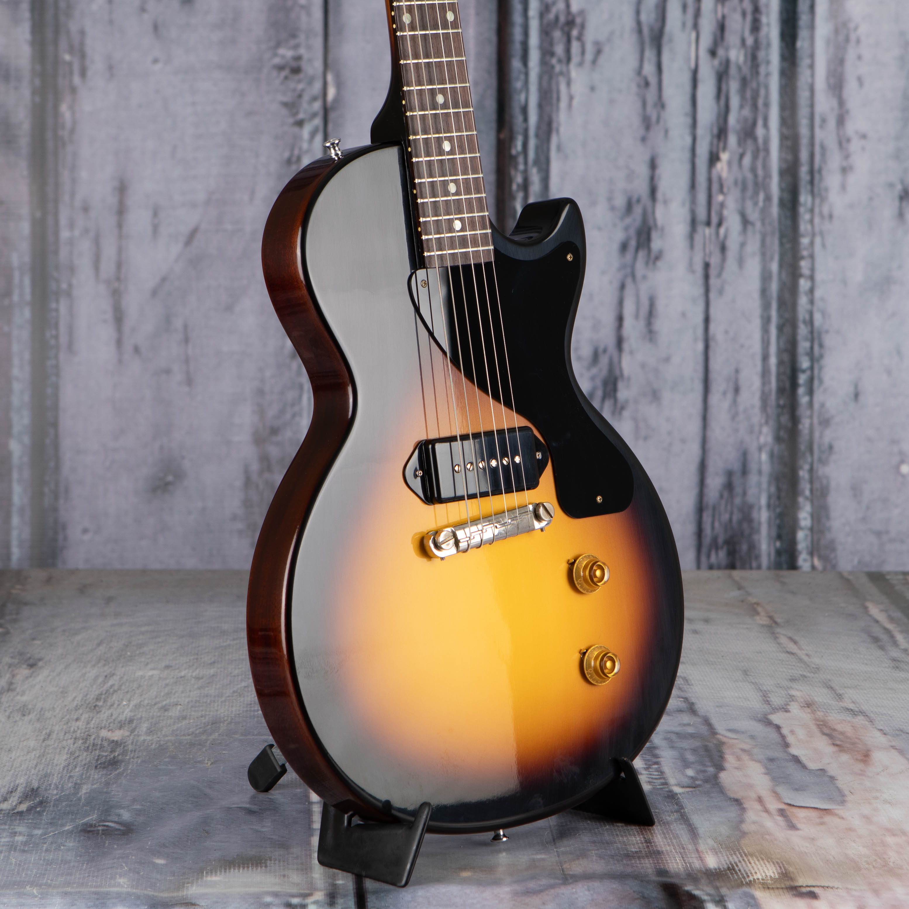 Gibson USA Custom 1957 Les Paul Junior Single Cut Reissue VOS Electric Guitar, Vintage Sunburst, angle