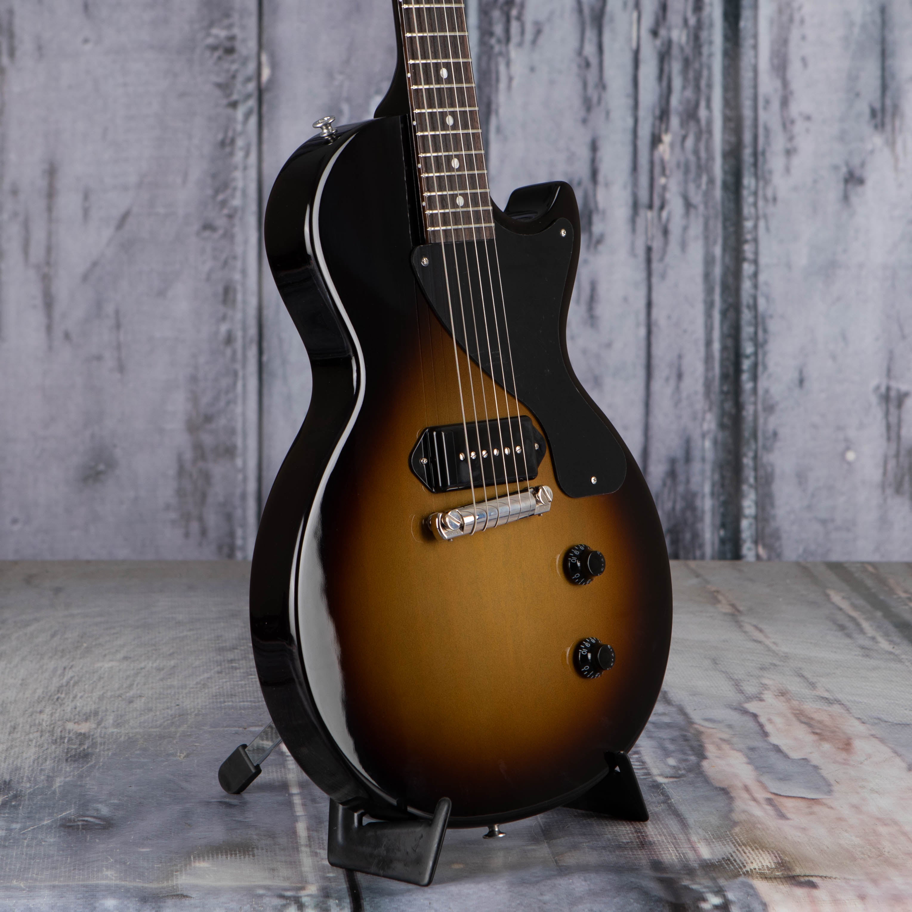Gibson USA Les Paul Junior Electric Guitar, Vintage Tobacco Burst, angle