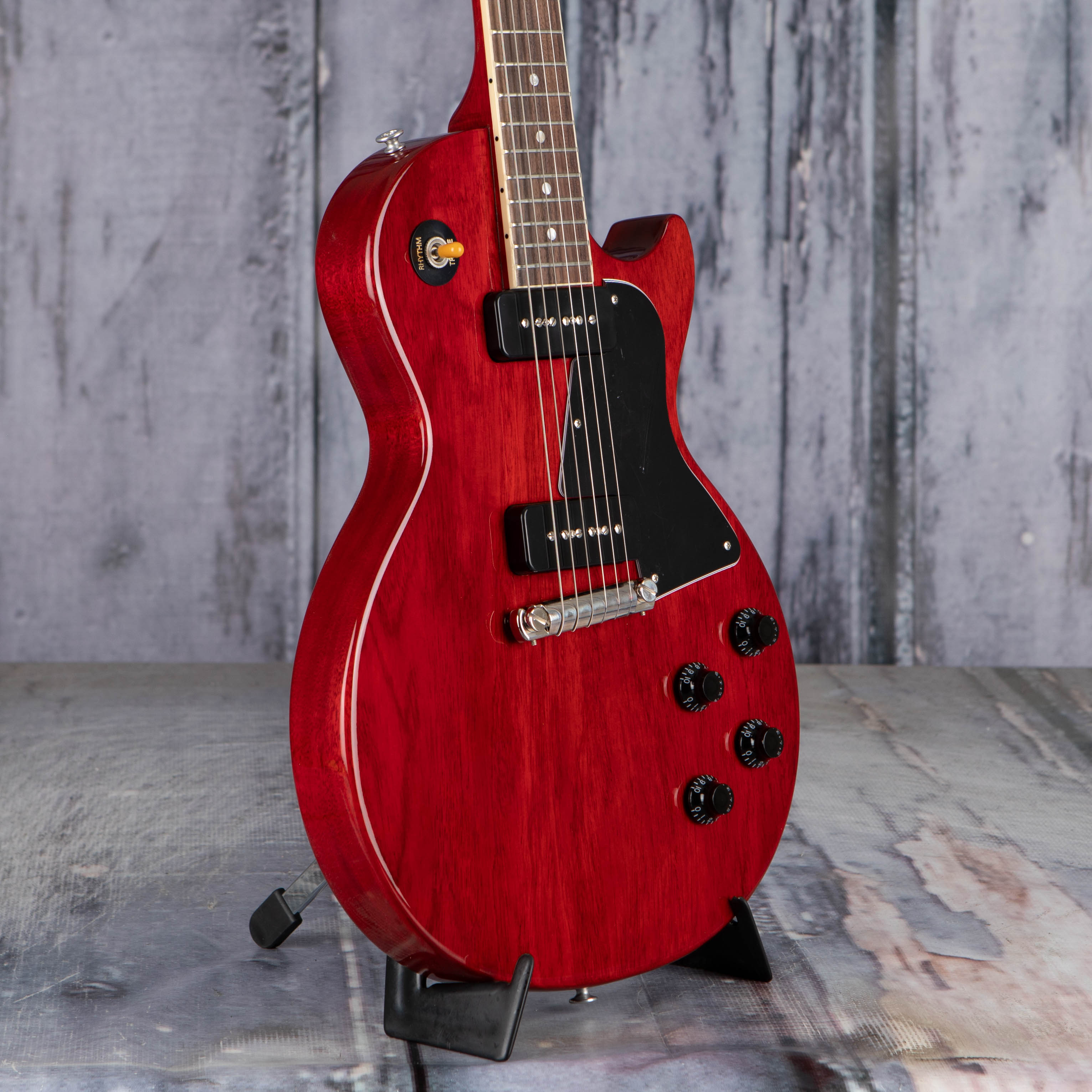 Gibson USA Les Paul Special Electric Guitar, Vintage Cherry, angle