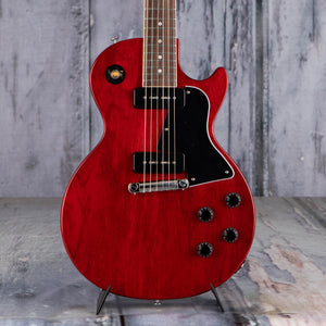 Gibson USA Les Paul Special Electric Guitar, Vintage Cherry, front closeup