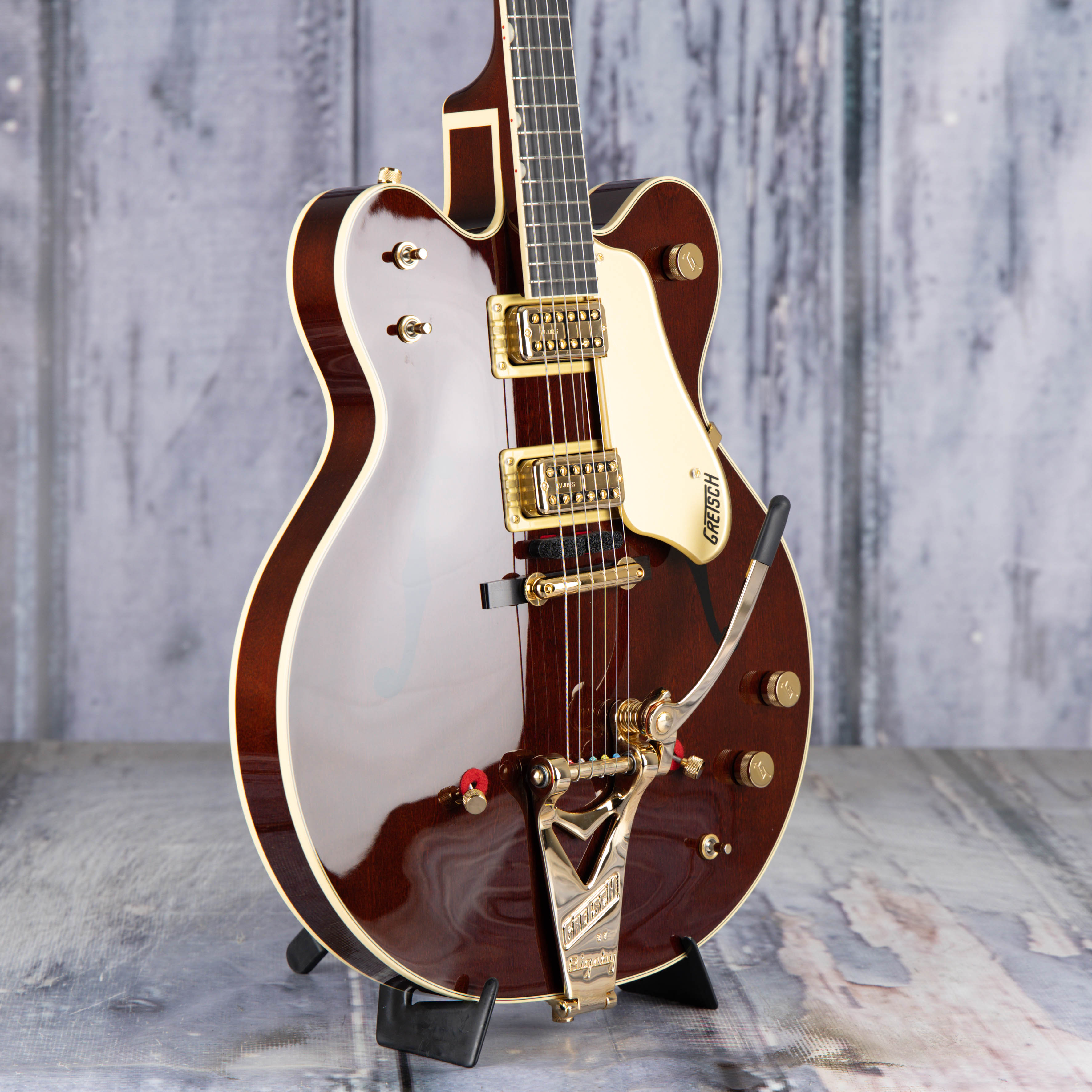 Gretsch G6122T-62 Vintage Select Edition '62 Chet Atkins Country Gentleman Hollowbody W/ Bigsby Electric Guitar, Walnut Stain, angle