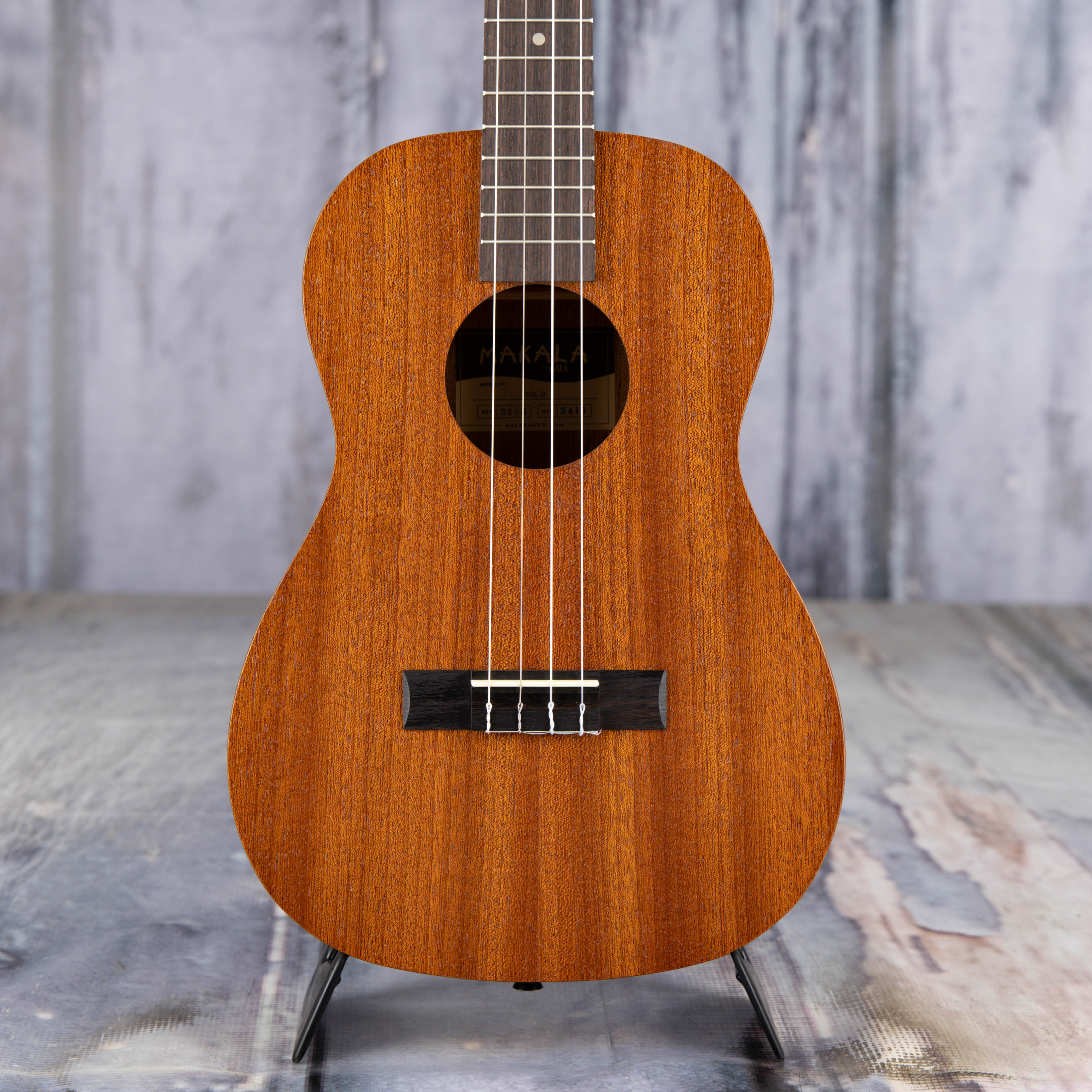 Kala MK-B Makala Baritone Ukulele, Natural, front closeup