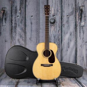 Martin 00-28 Acoustic Guitar, Natural, case