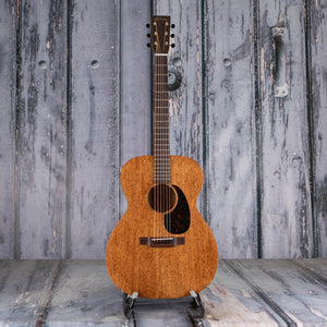 Martin 000-15M Acoustic Guitar, Natural, front