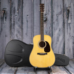 Martin HD-35 Acoustic Guitar, Natural, case