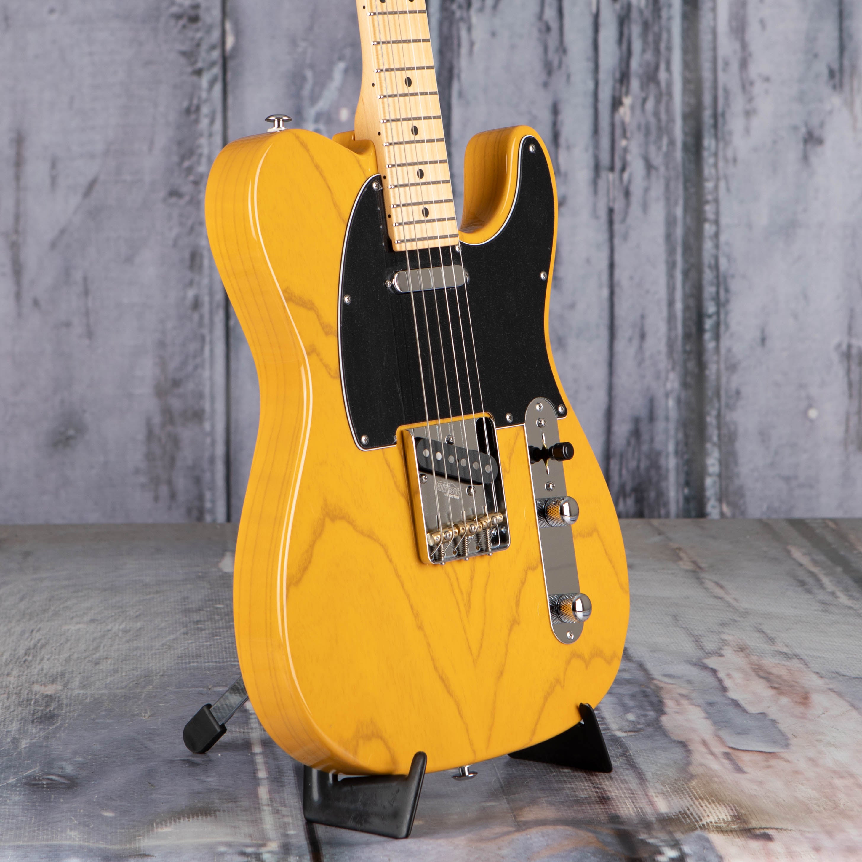 Suhr Classic T Electric Guitar, Trans Butterscotch, angle