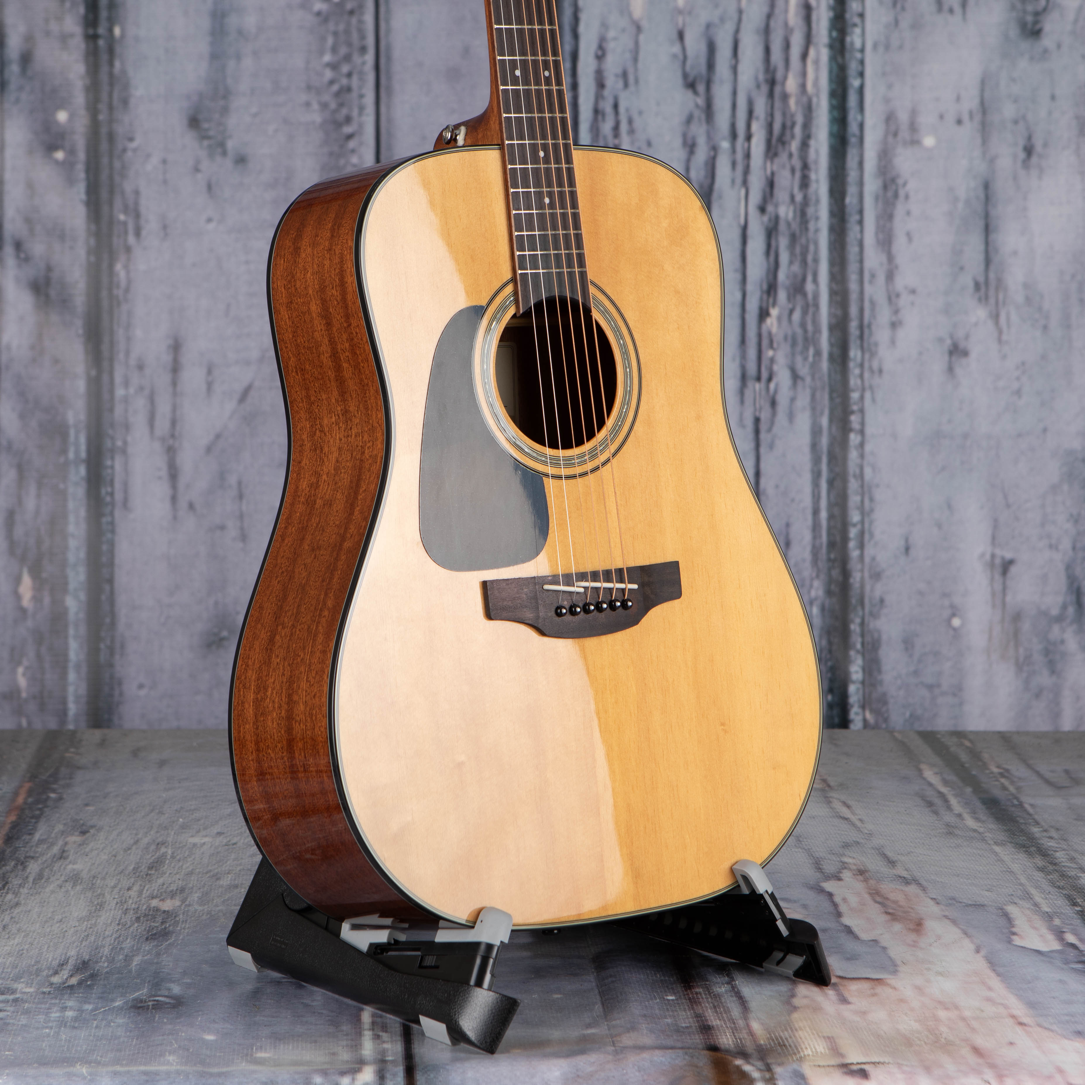 Takamine GD30-NAT Left-Handed Acoustic Guitar, Natural, angle