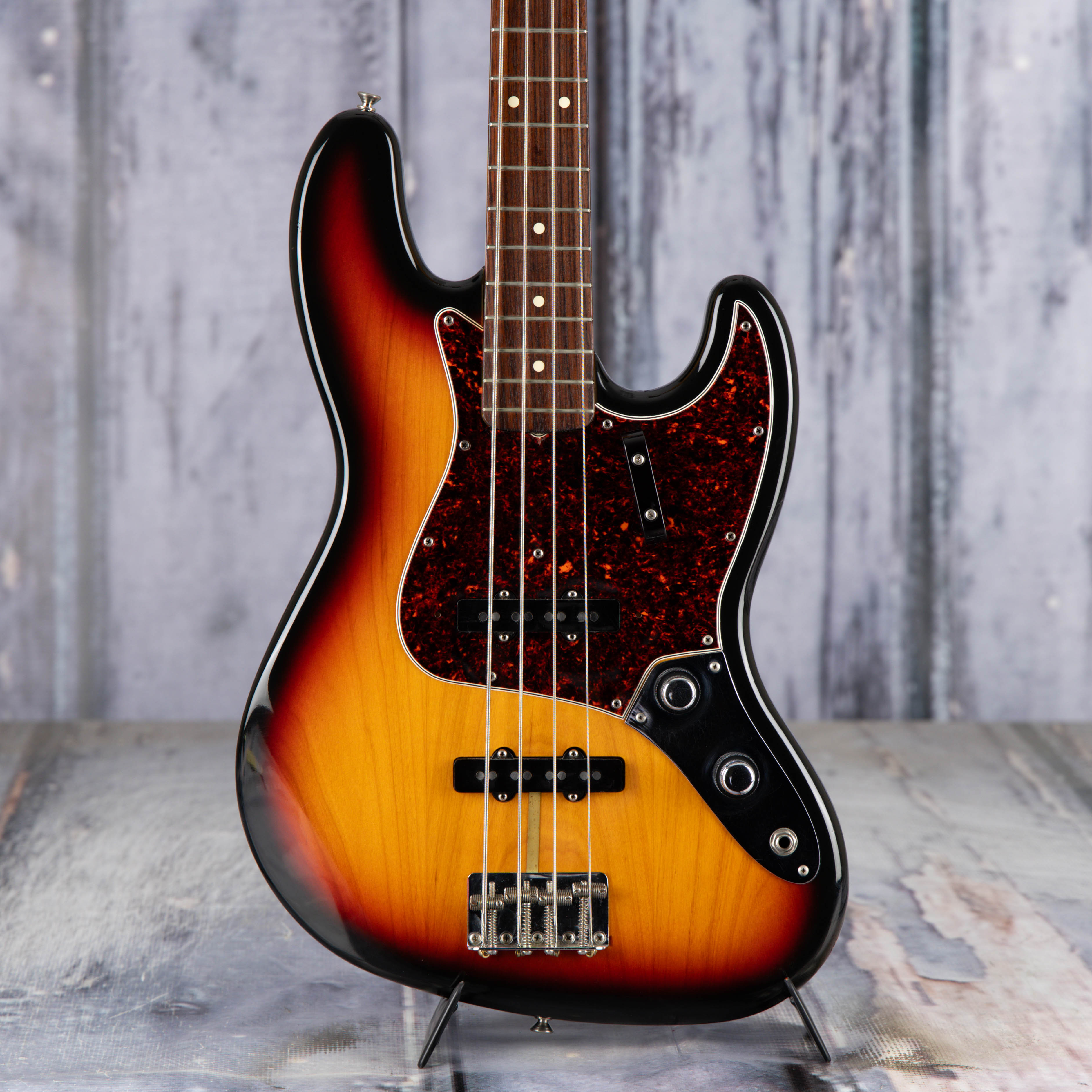 Used 1994 Fender American Vintage 1962 Jazz Bass, 3-Tone Sunburst