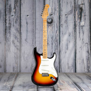 Used Fender Custom Shop Vintage Custom '62 Stratocaster Electric Guitar, 2019, 3-Color Sunburst, front