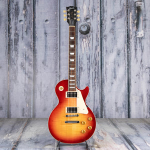 Used Gibson Les Paul 50s Standard Electric Guitar, 2022, Cherry Sunburst, front