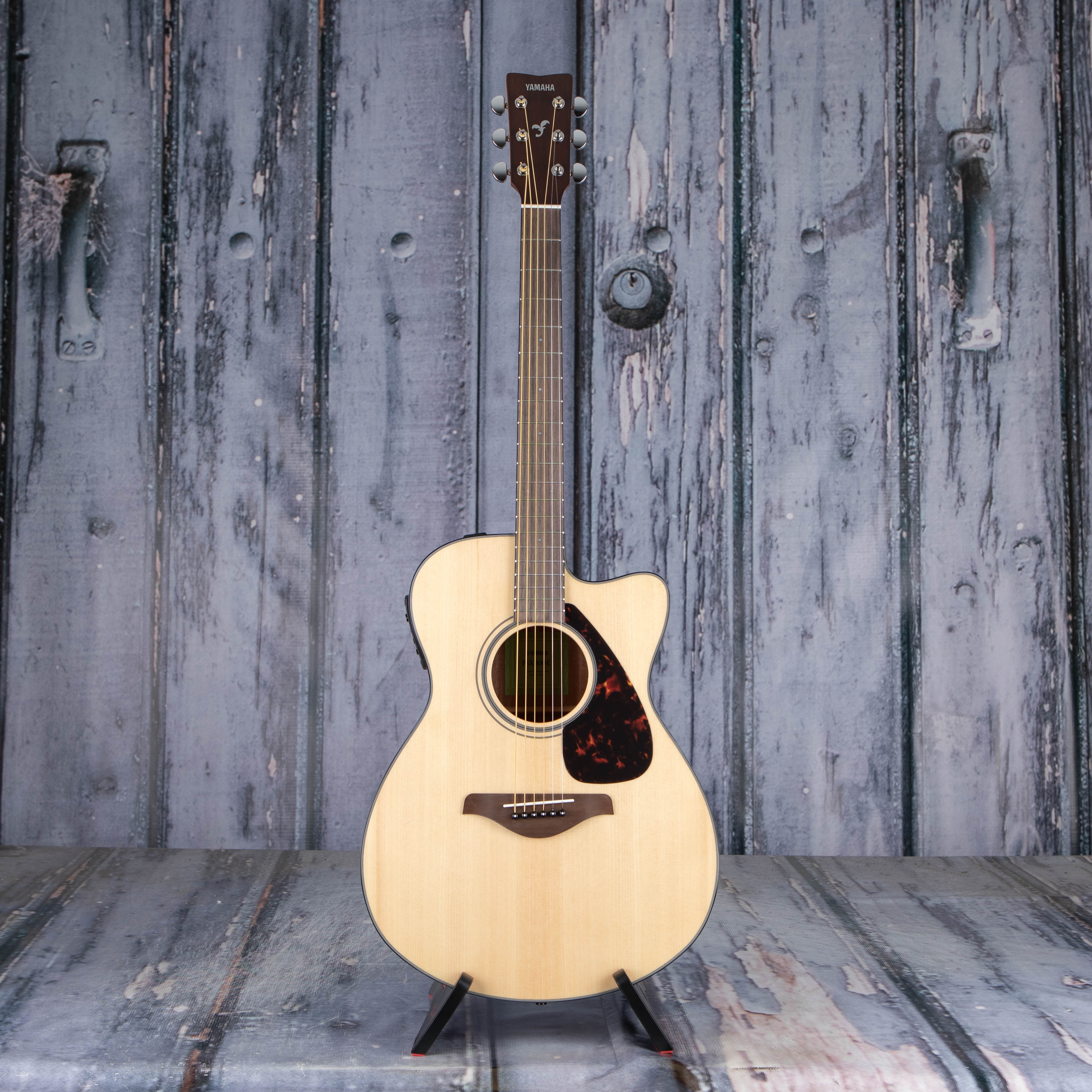 Yamaha FGX800C Dreadnought Cutaway Acoustic/Electric Guitar, Natural, front