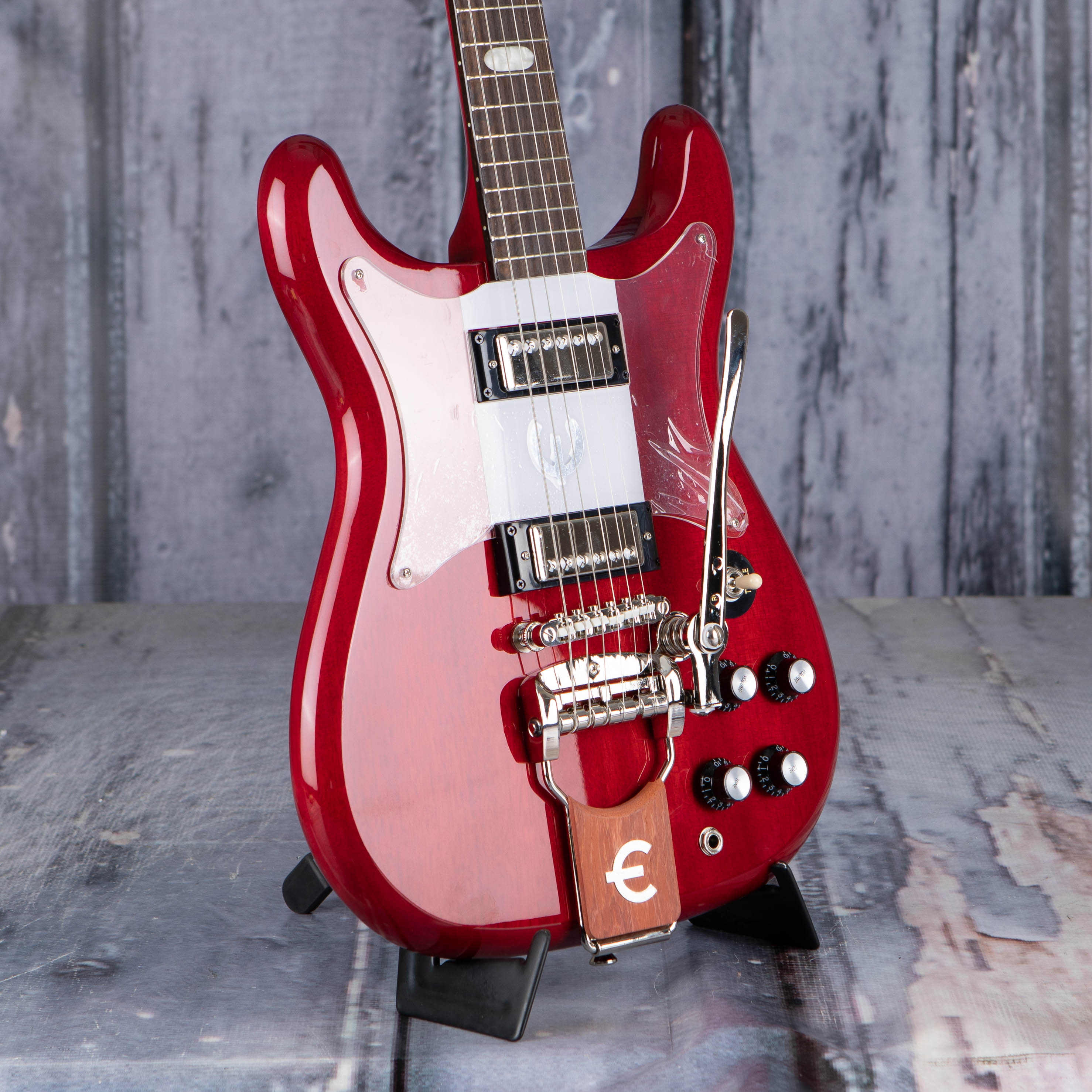 Epiphone Crestwood Custom (Tremotone) Electric Guitar, Cherry, angle