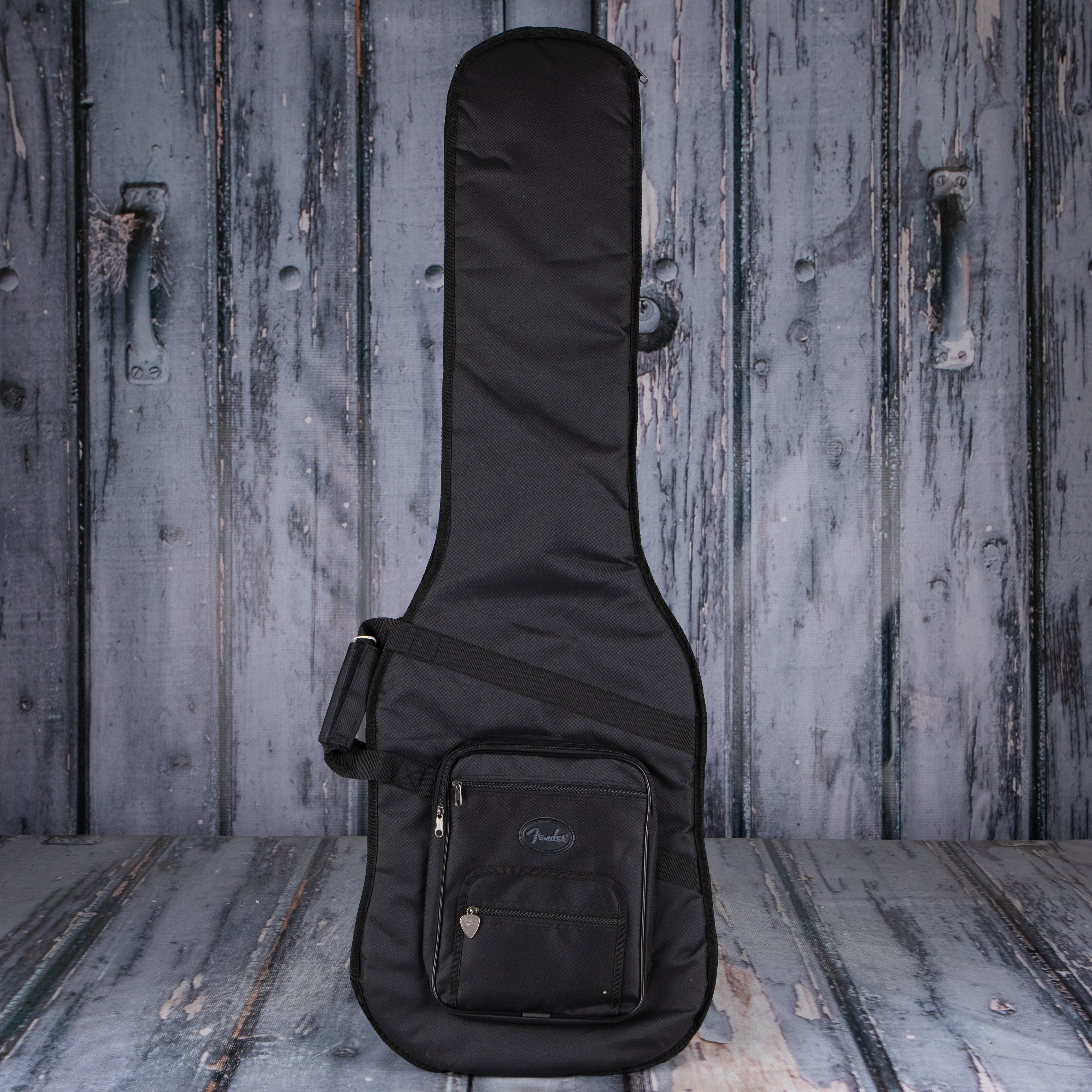 Fender Player Plus Active Meteora Bass Guitar, 3-Color Sunburst, bag