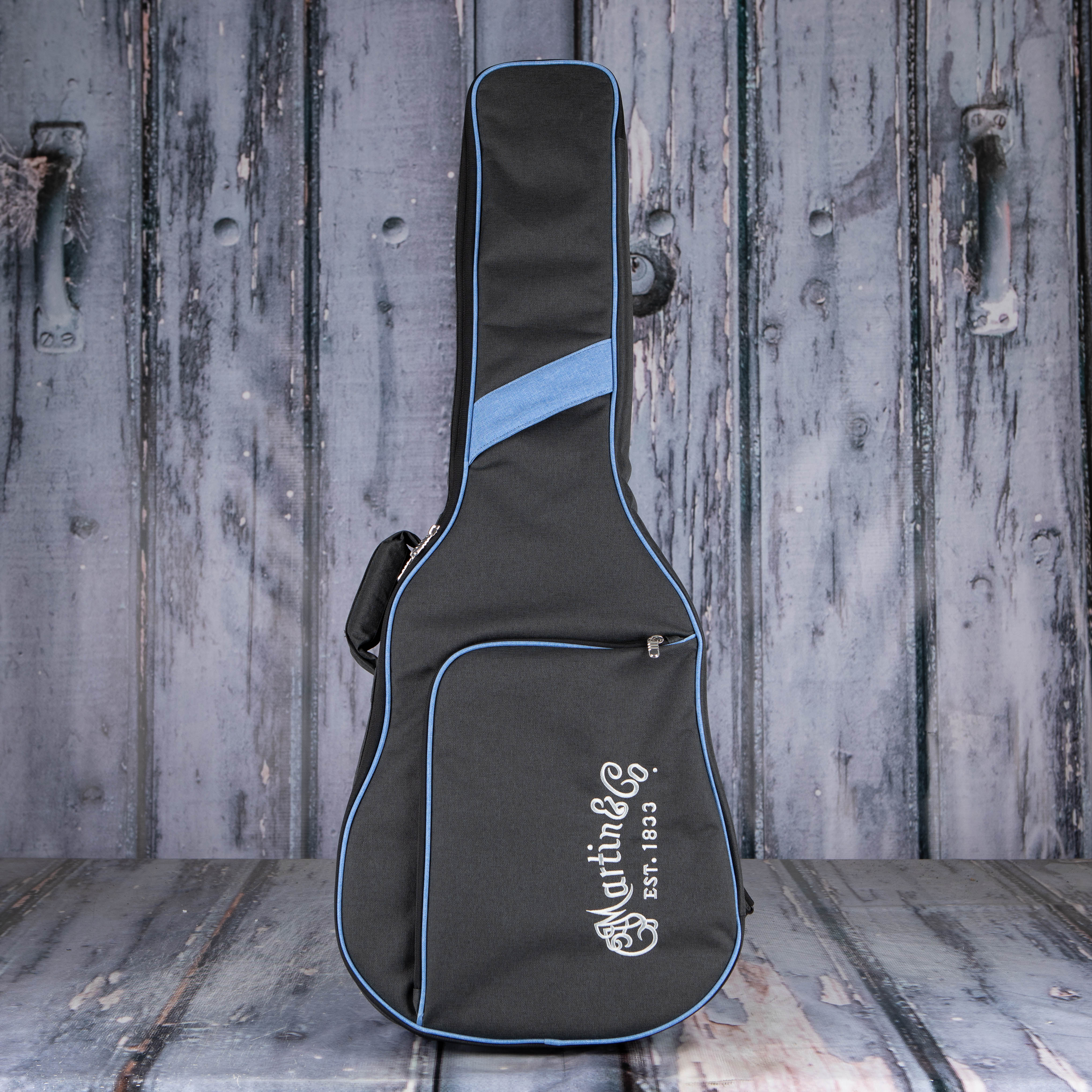 Martin 00-X2E-01 Acoustic/Electric Guitar, Natural, bag