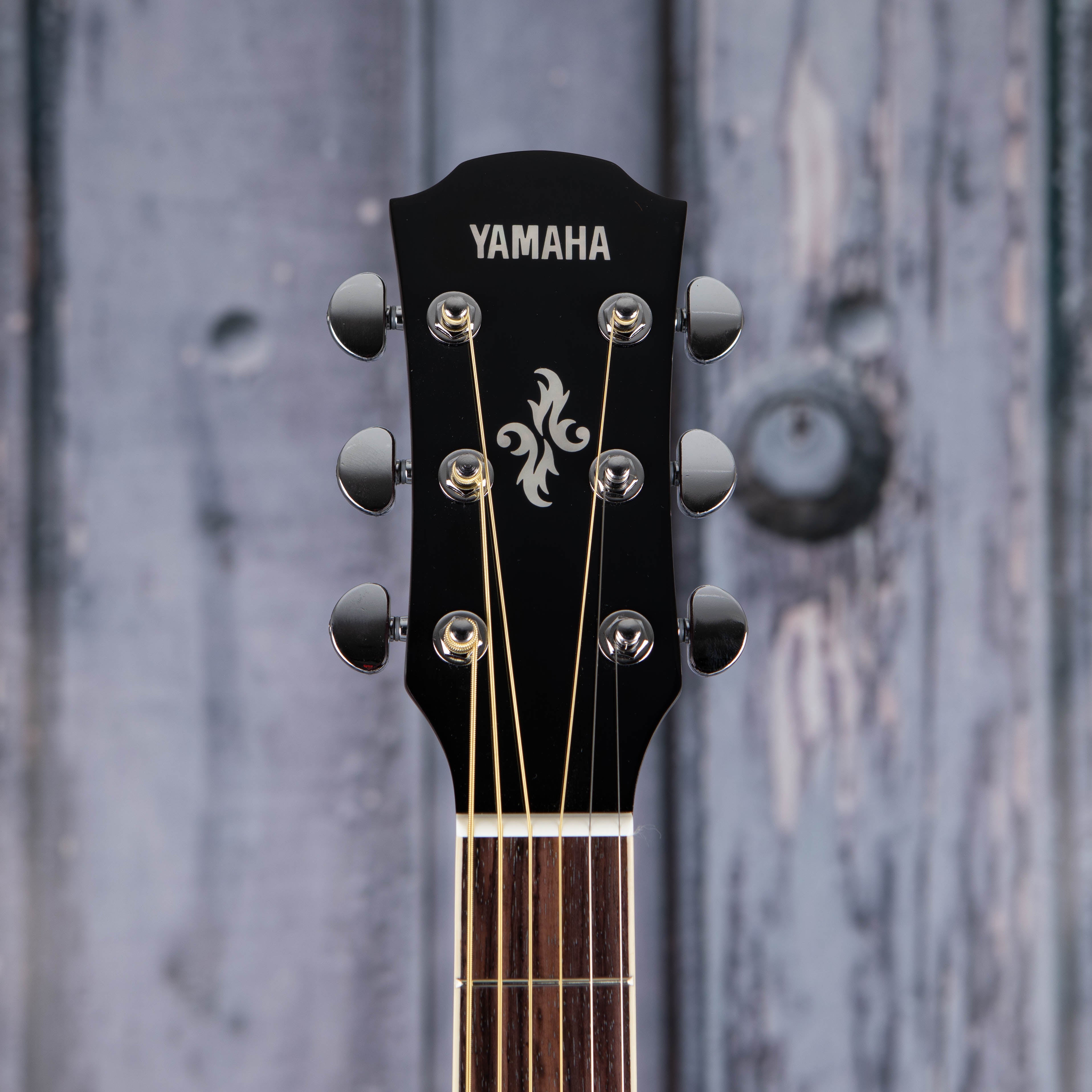 Yamaha APX600 Thinline Cutaway Acoustic/Electric Guitar, Natural, front headstock