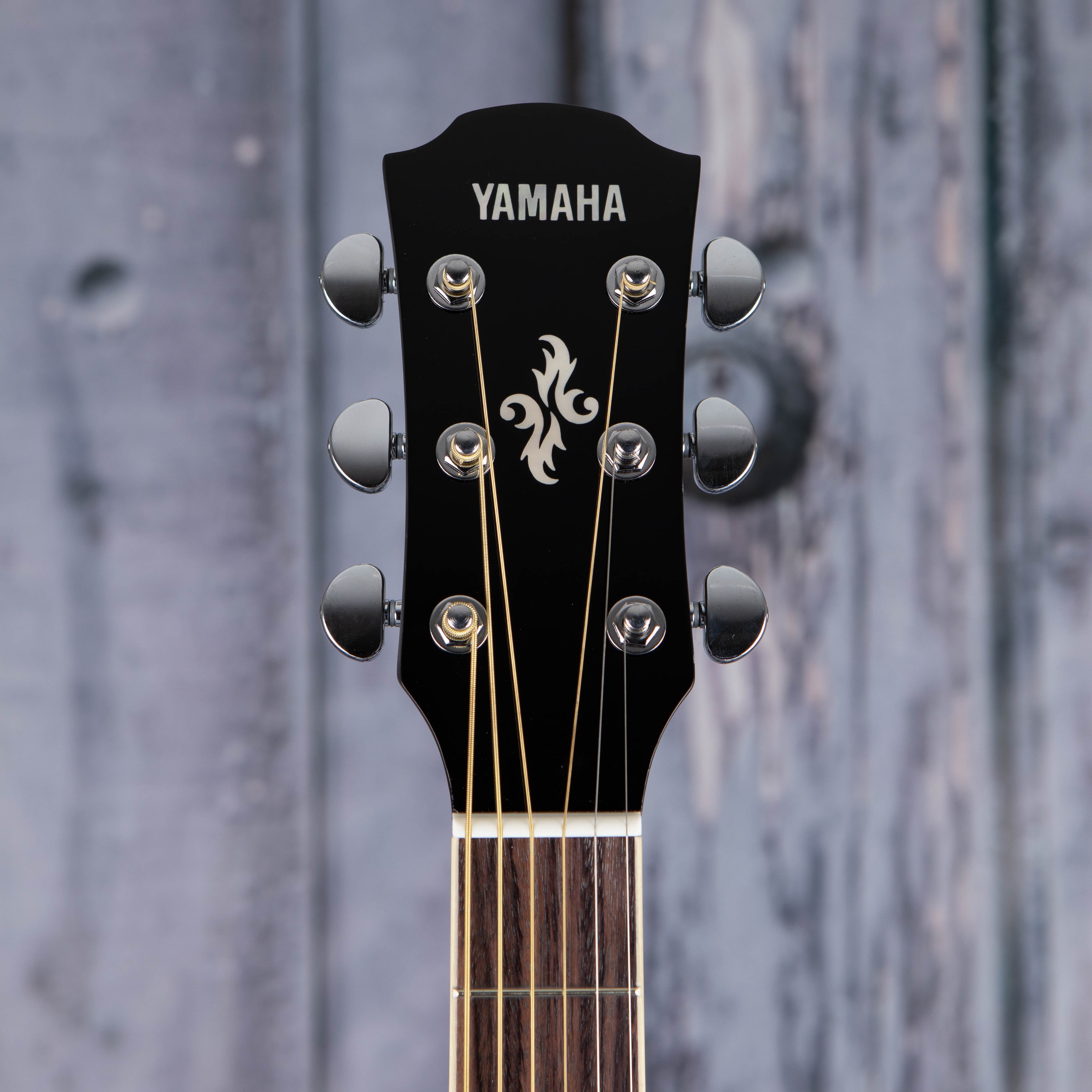Yamaha APX600 Thinline Cutaway Acoustic/Electric Guitar, Old Violin Sunburst, front headstock