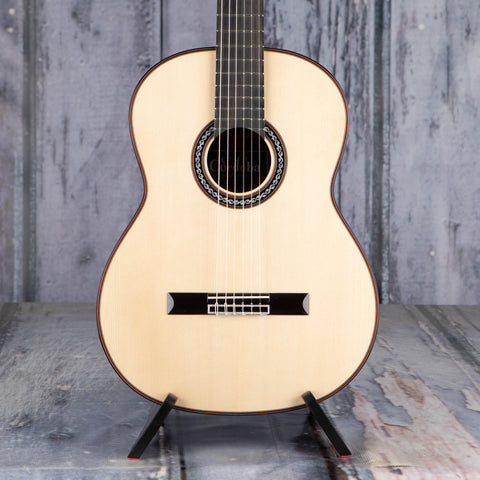 Cordoba C10 SP Classical Guitar, Natural, front closeup