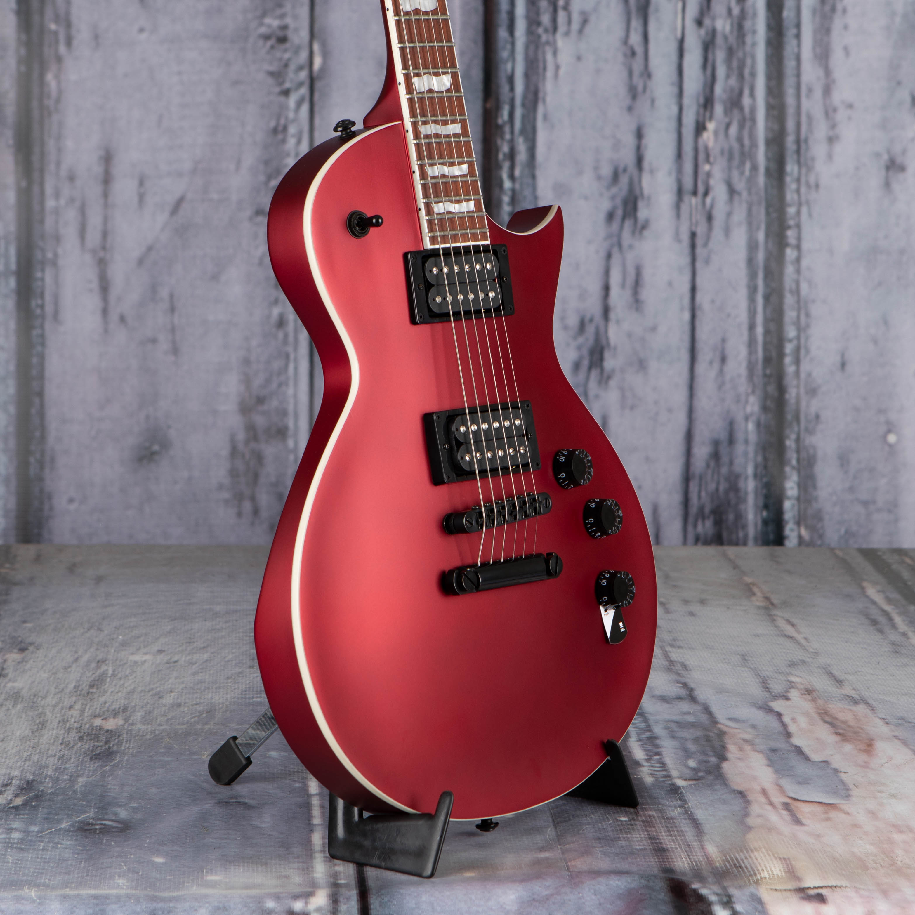 Candy apple red electric guitar hotsell