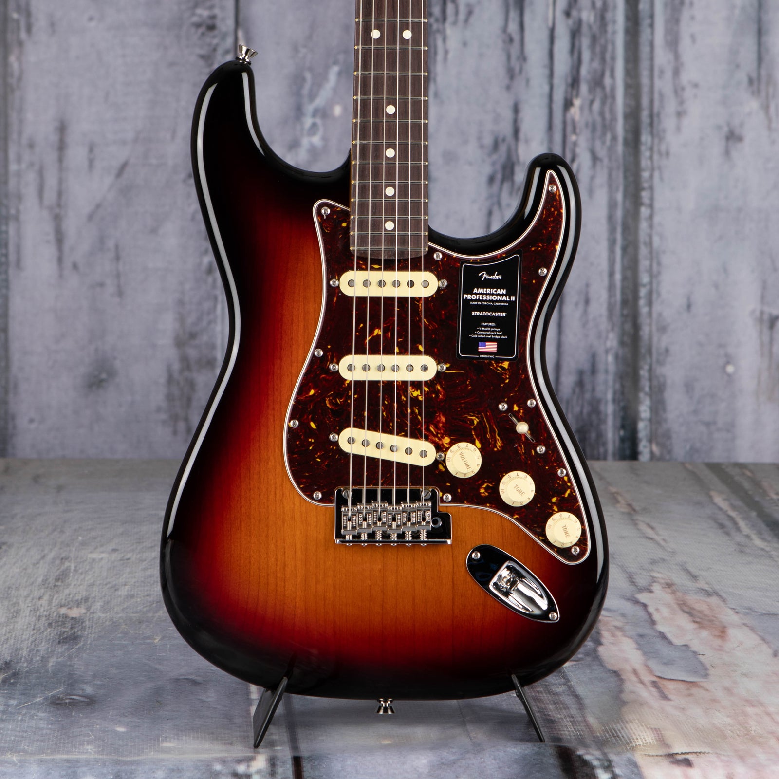 Fender American Professional II Stratocaster, 3-Color Sunburst
