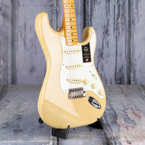 Fender American Vintage II 1957 Stratocaster Electric Guitar, Vintage Blonde, angle