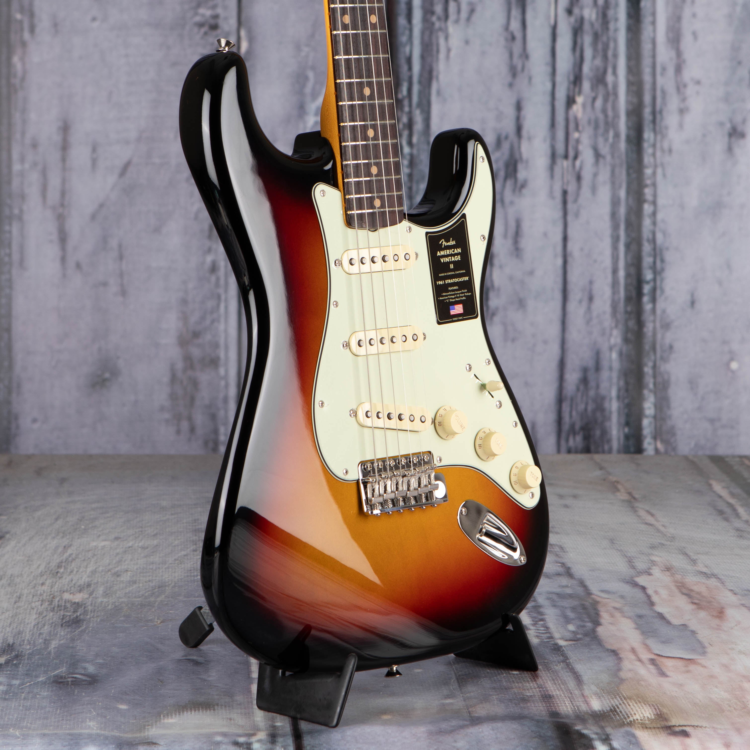 Fender American Vintage II 1961 Stratocaster, 3-Color