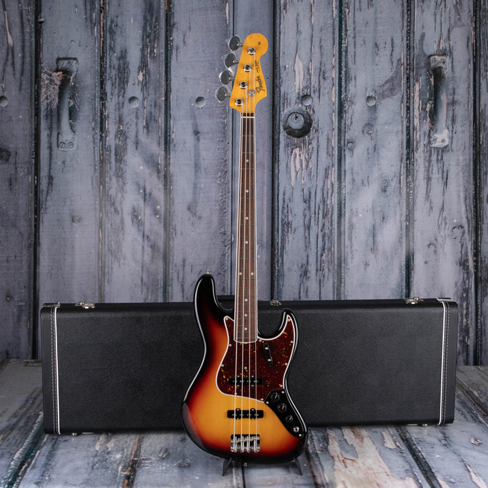 Fender American Vintage II 1966 Jazz Bass, 3-Color Sunburst