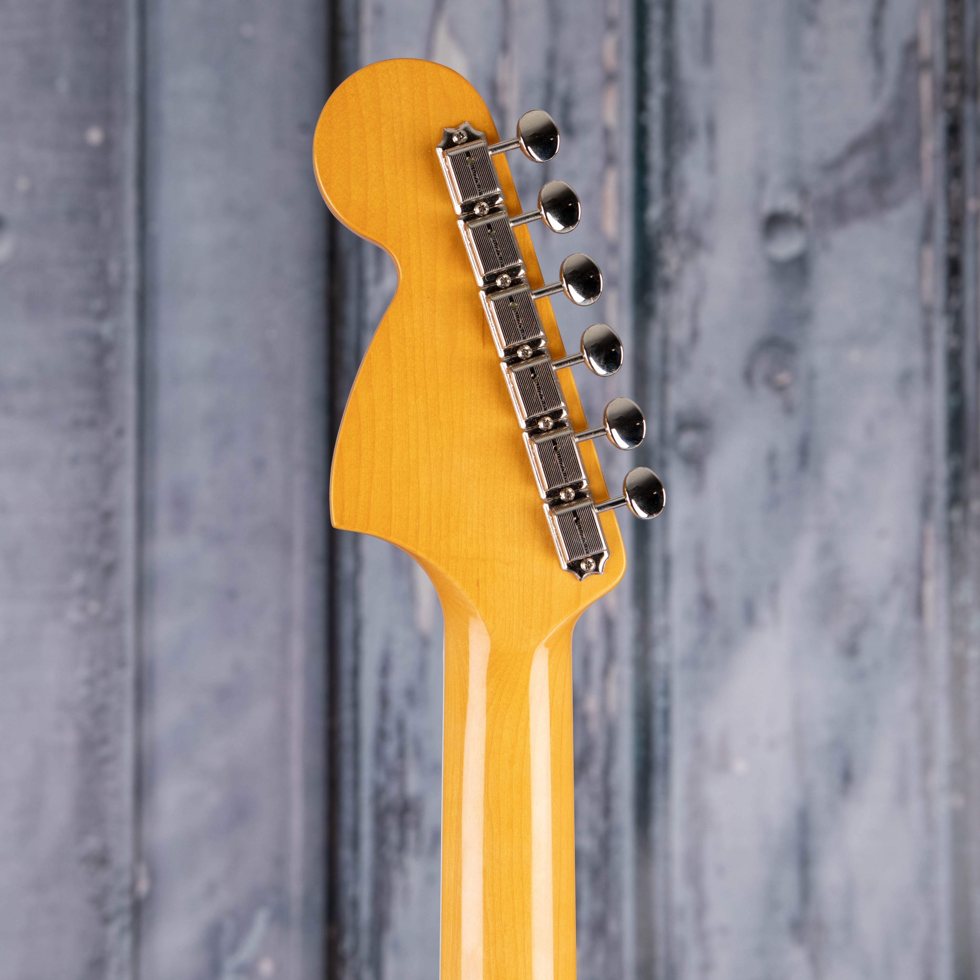 Fender American Vintage II 1966 Jazzmaster, 3-Color Sunburst
