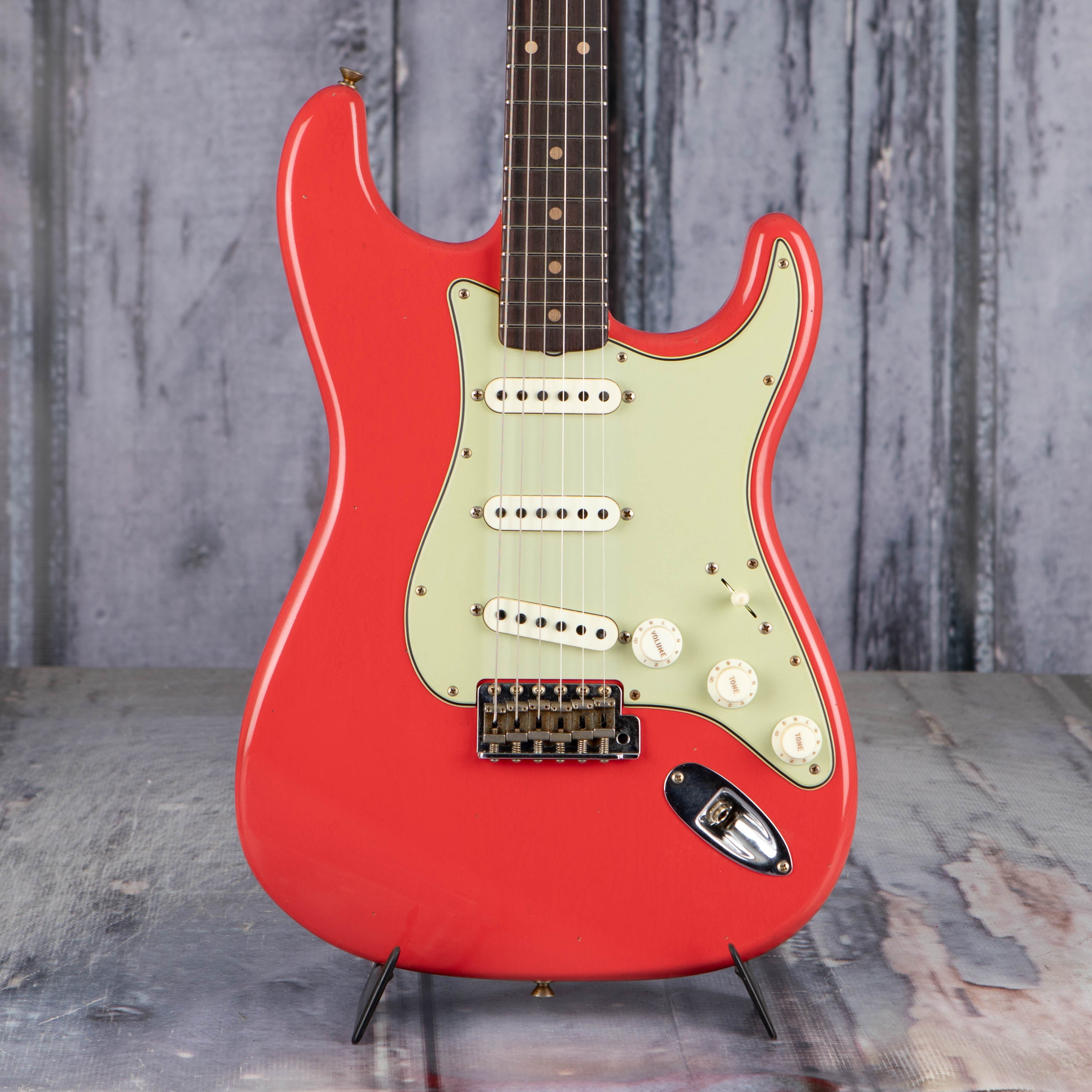Fender Custom Shop Limited '62/'63 Stratocaster Journeyman Relic Electric Guitar, Aged Fiesta Red, front closeup