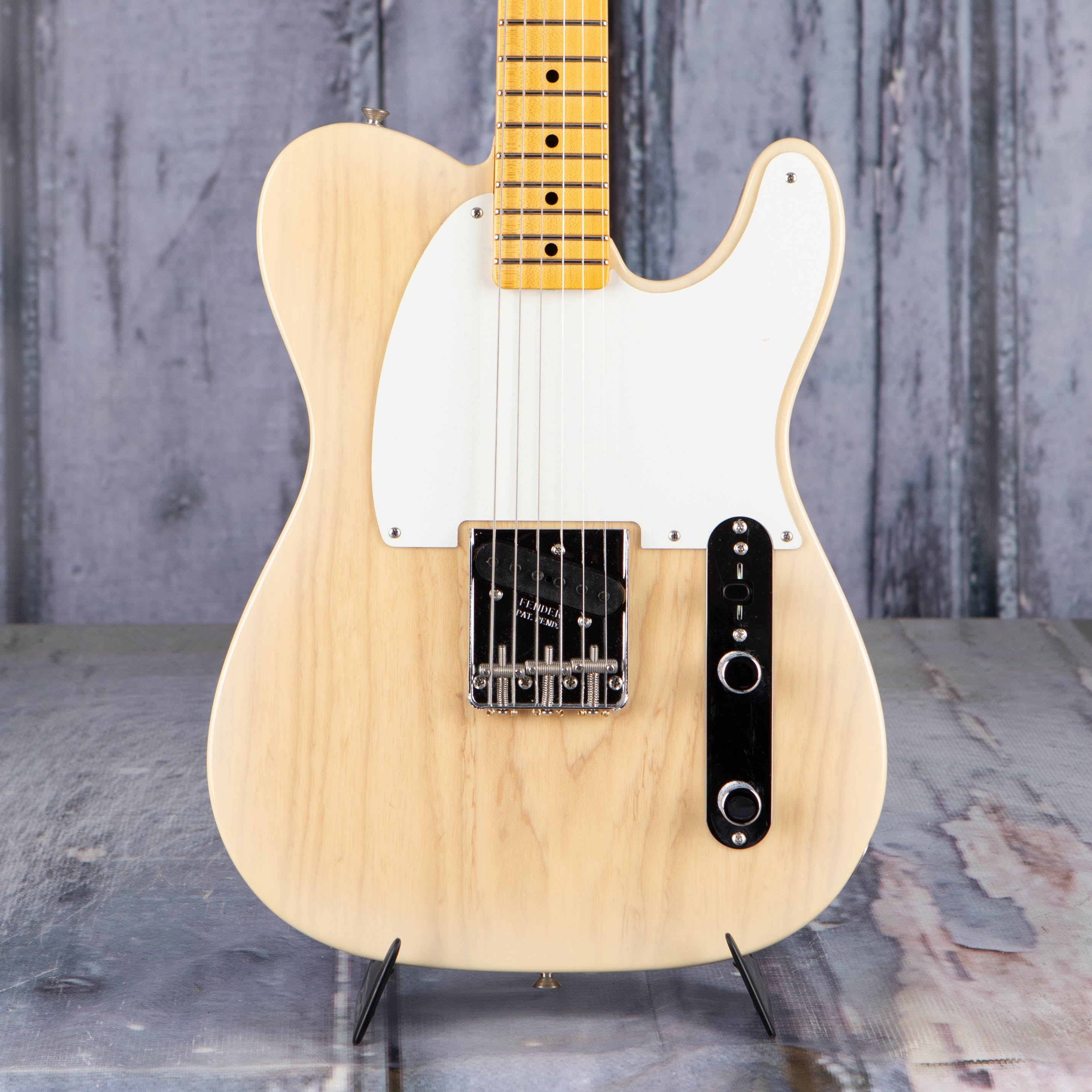 Fender Custom Shop Vintage Custom '59 Esquire Time Capsule Package Electric Guitar, Faded Natural Blonde, front closeup