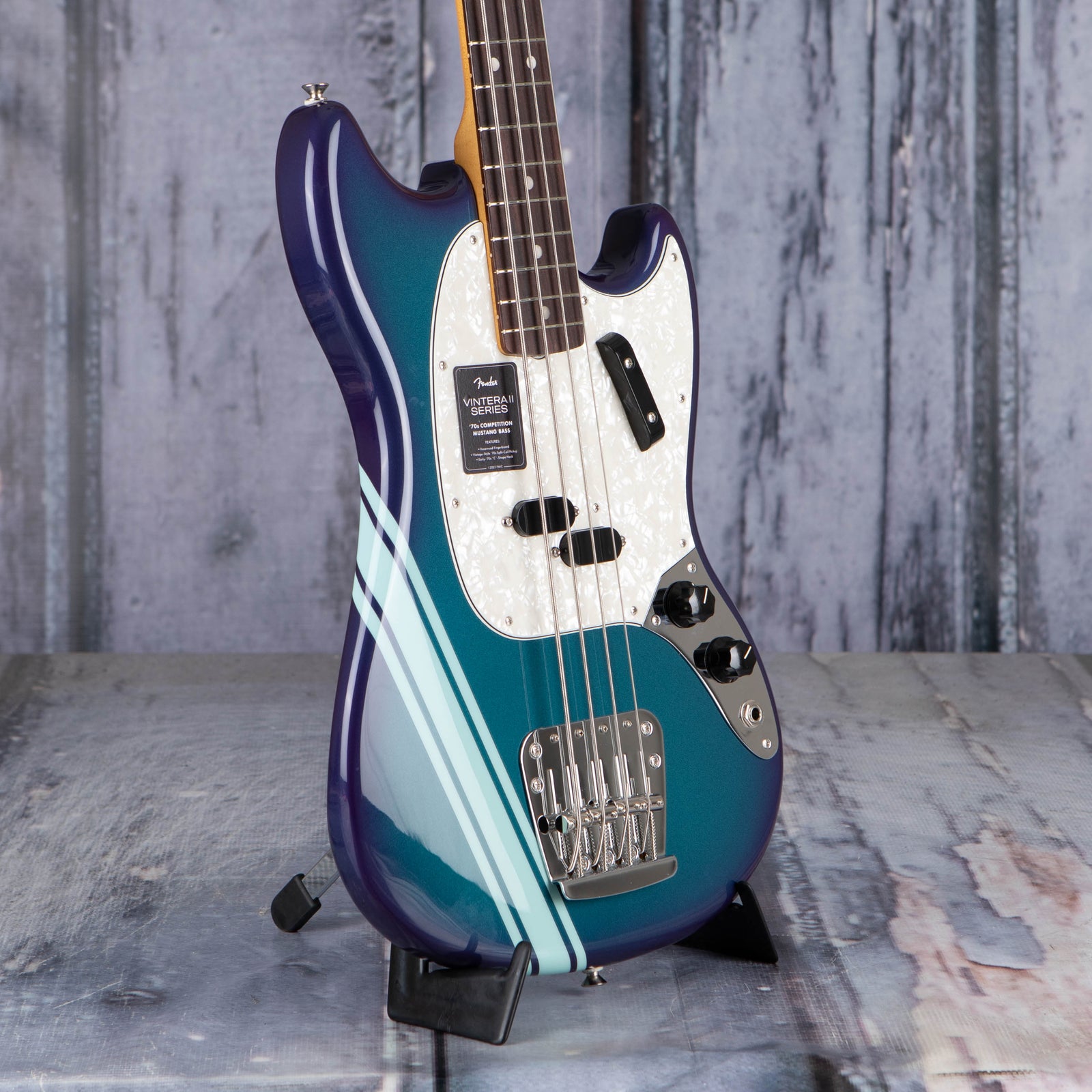Fender mustang sales vintera bass
