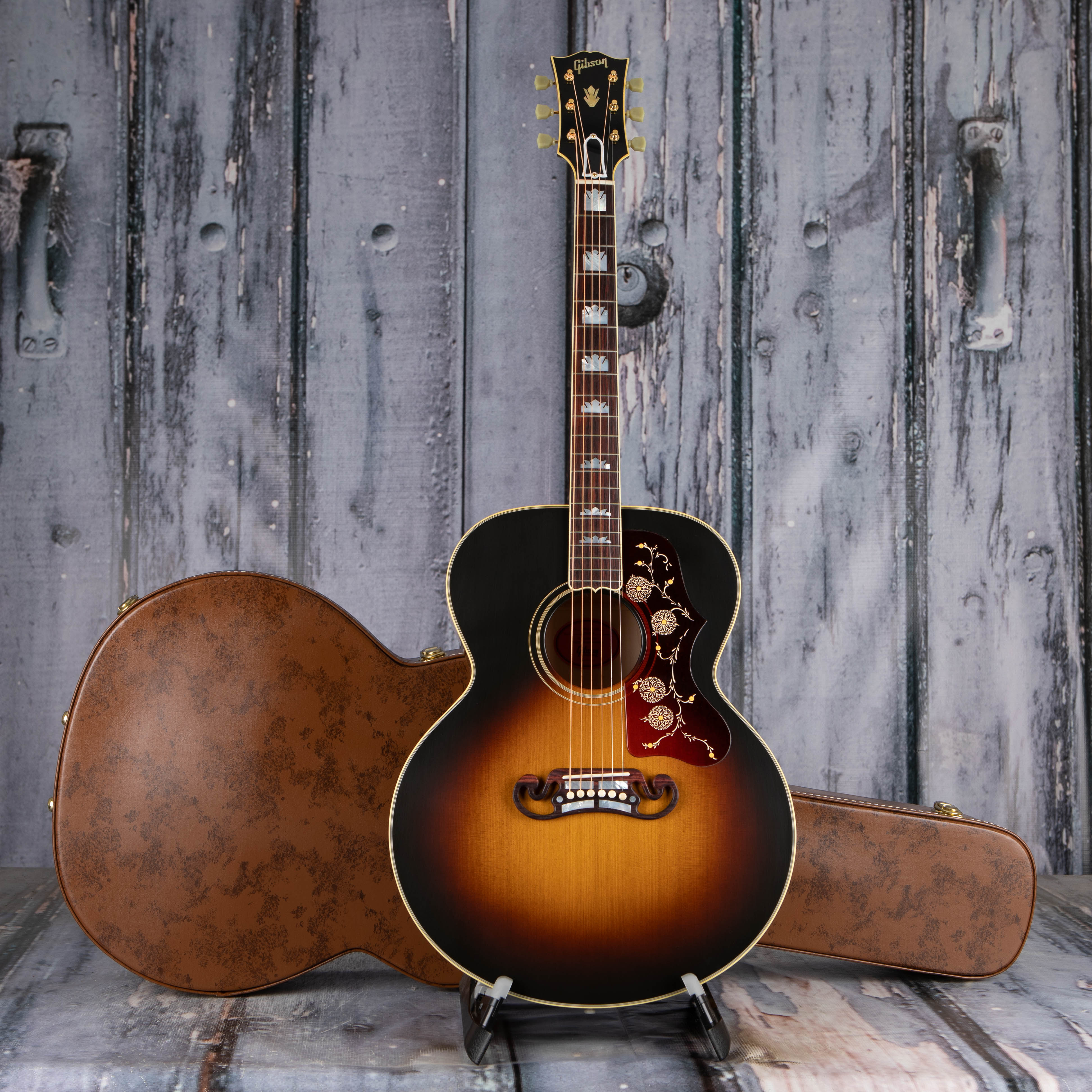 Gibson Custom Shop 1957 SJ-200 Acoustic Guitar, Vintage Sunburst, case