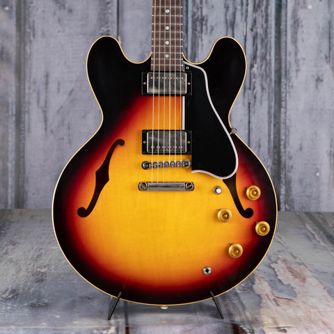Gibson Custom Shop 1958 ES-335 Reissue Murphy Lab Light Aged Semi-Hollowbody Guitar, Tri-Burst, front closeup
