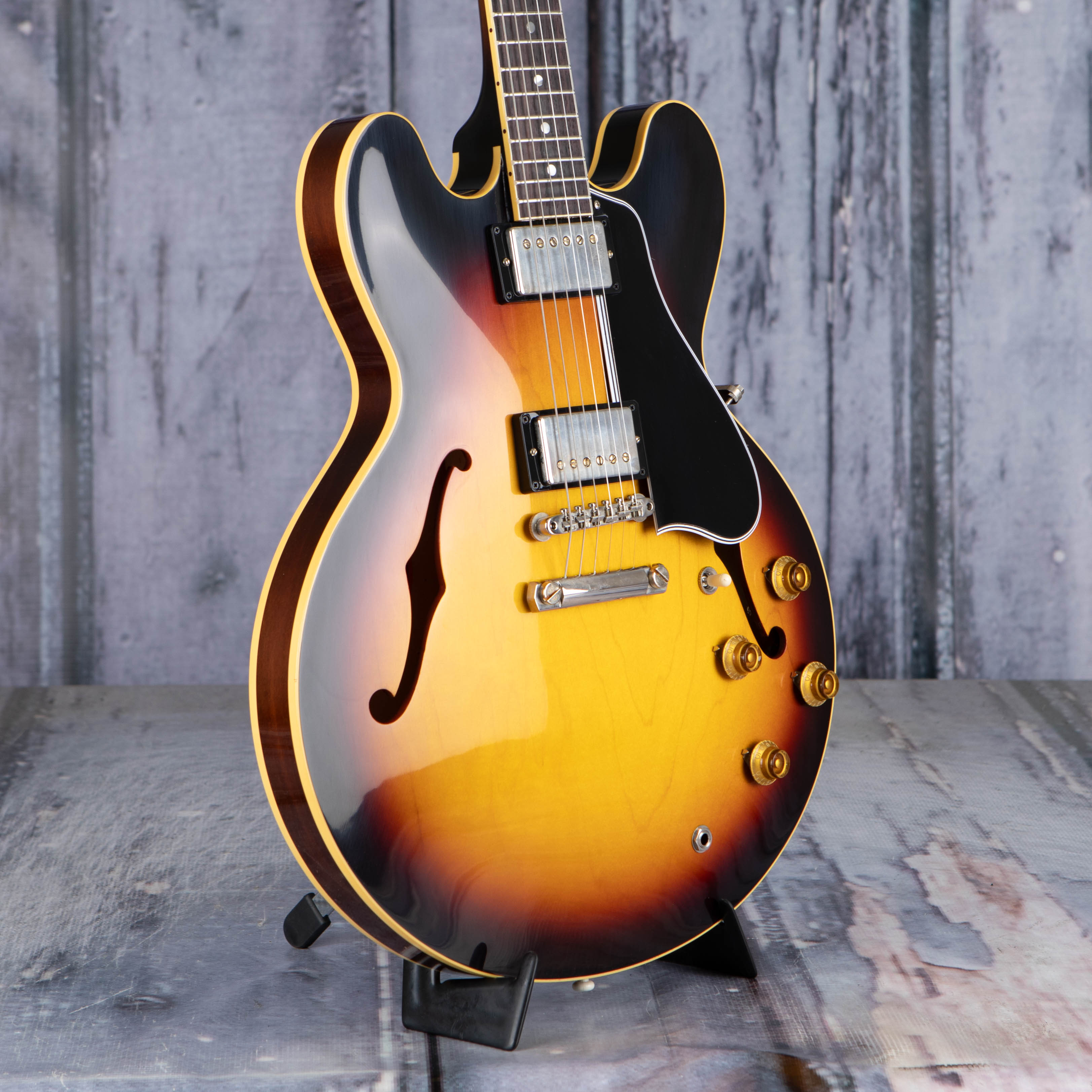 Gibson Custom Shop 1959 ES-335 Reissue VOS Semi-Hollowbody Guitar, Vintage Burst, angle