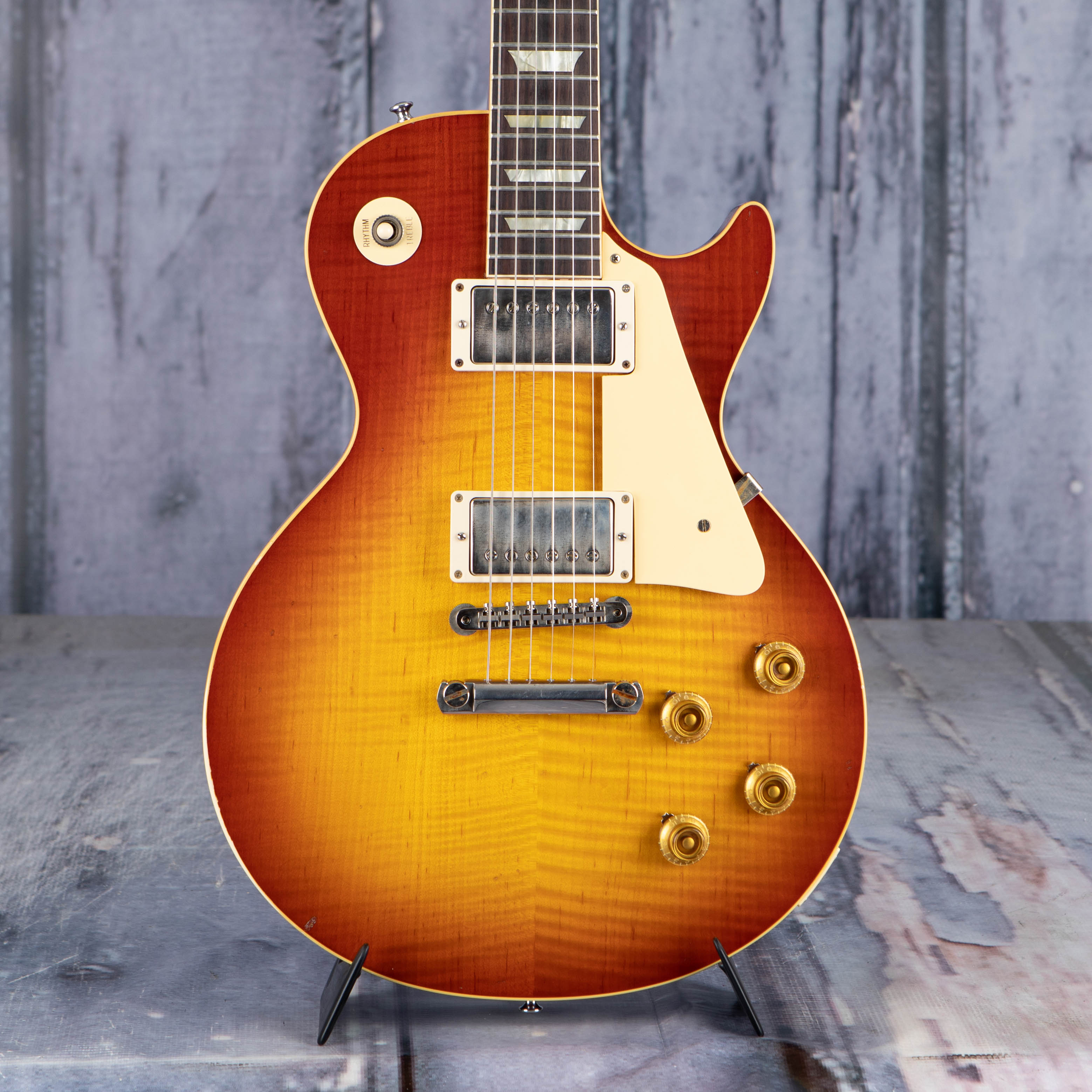 Gibson Custom Shop 1959 Les Paul Standard Murphy Lab Light Aged Electric Guitar, Cherry Tea Burst, front closeup