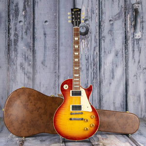 Gibson Custom Shop 1959 Les Paul Standard Reissue Murphy Lab Ultra Light Aged Electric Guitar, Factory Burst, case