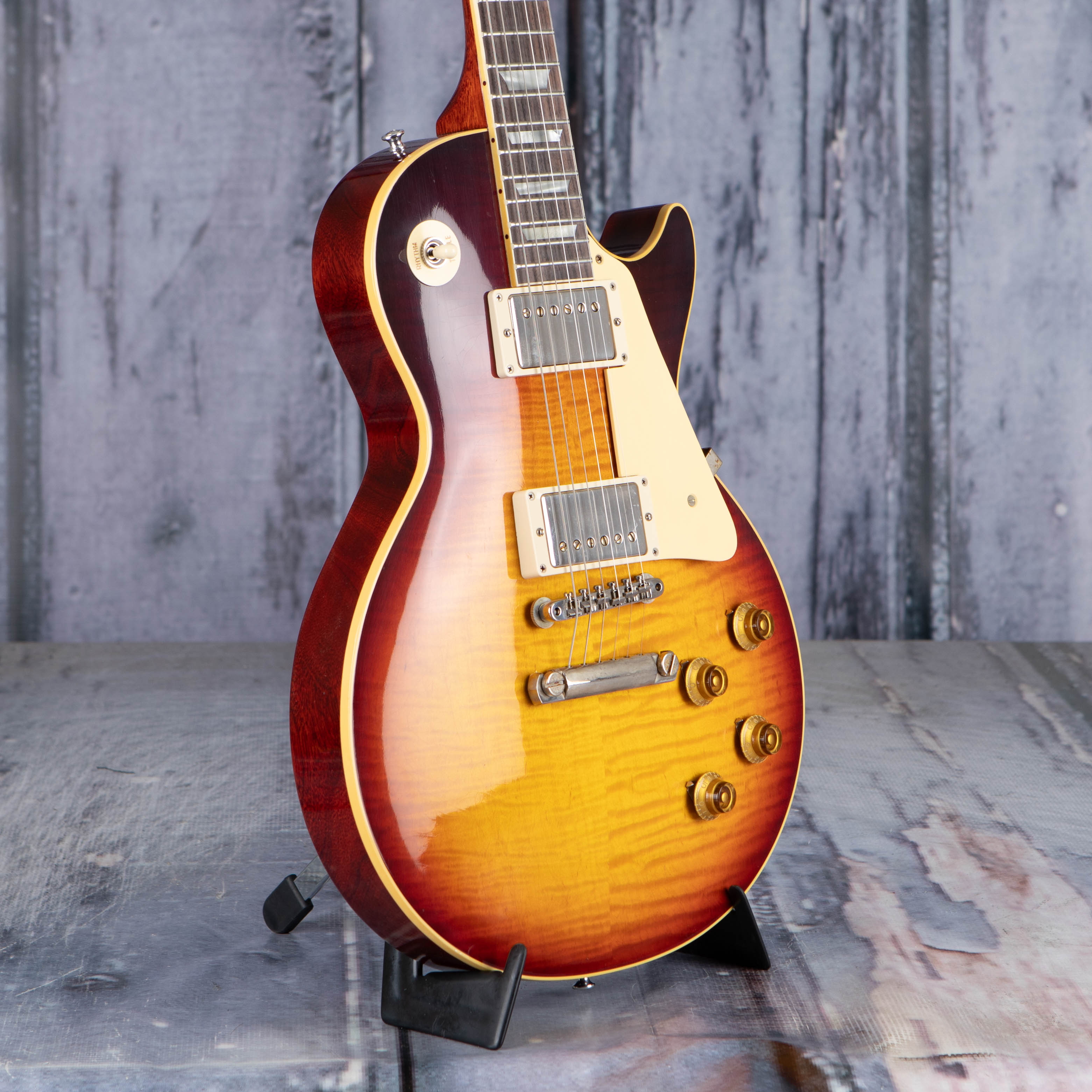 Gibson Custom Shop 1959 Les Paul Standard Reissue Murphy Lab Ultra Light Aged Electric Guitar, Southern Fade Burst, angle