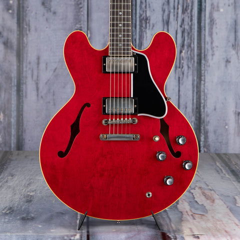 Gibson Custom Shop 1961 ES-335 Reissue Murphy Lab Ultra Light Aged Semi-Hollowbody Guitar, Sixties Cherry, front closeup