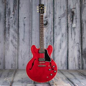 Gibson Custom Shop 1961 ES-335 Reissue VOS Semi-Hollowbody Guitar, Sixties Cherry, front