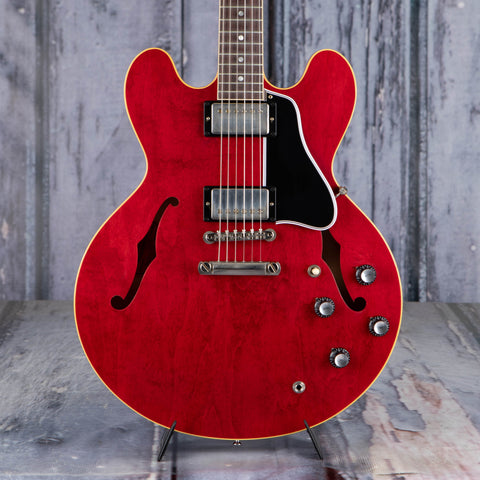 Gibson Custom Shop 1961 ES-335 Reissue VOS Semi-Hollowbody Guitar, Sixties Cherry, front closeup